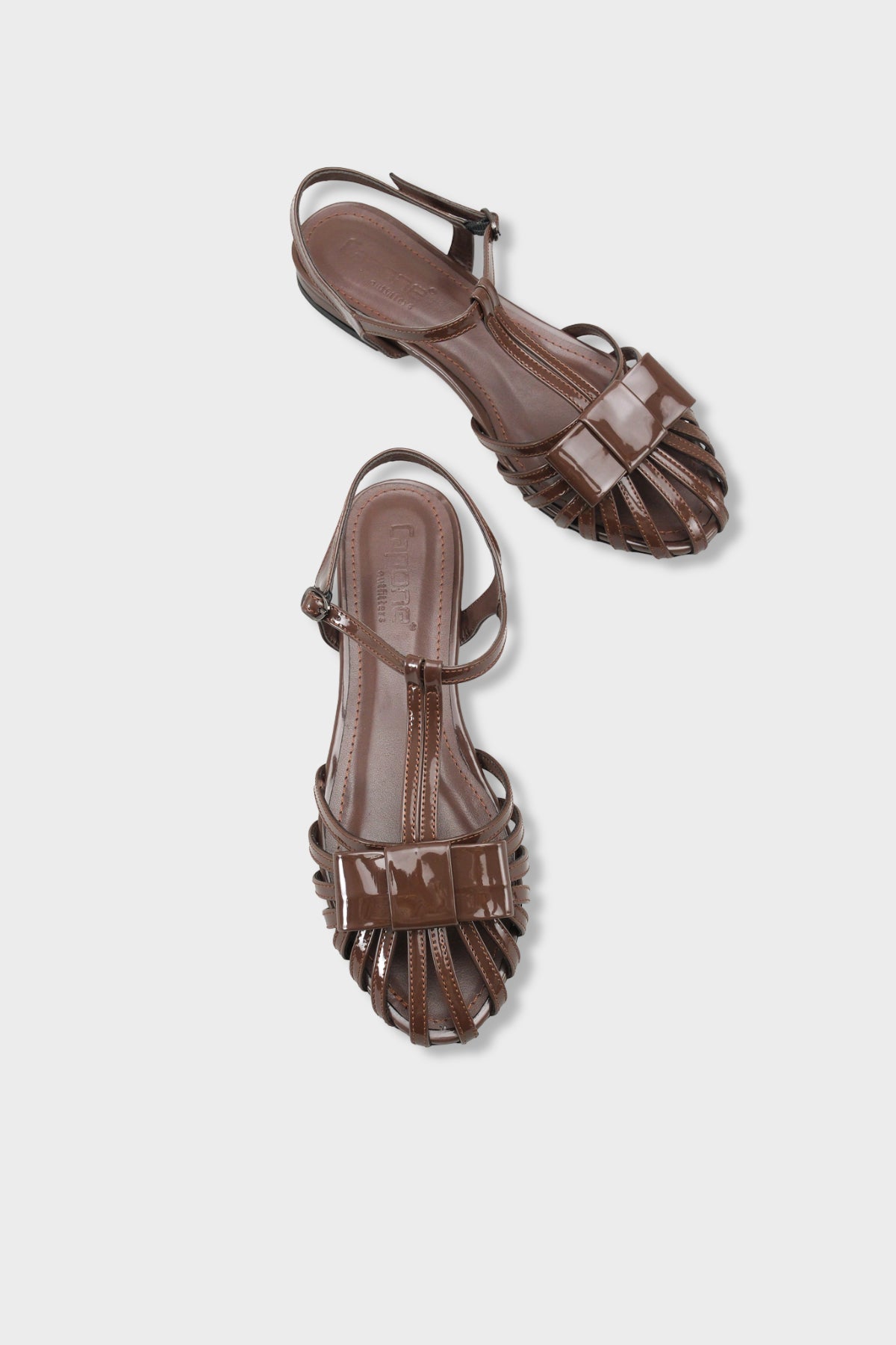 Amara Kafes Örgülü Kadın Babet