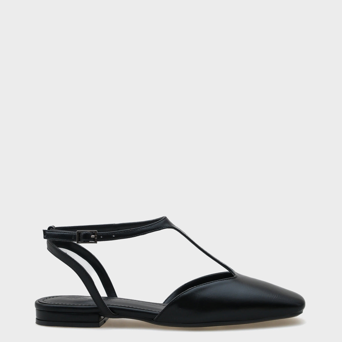 Andi Bilekten Bantlı Kadın Babet