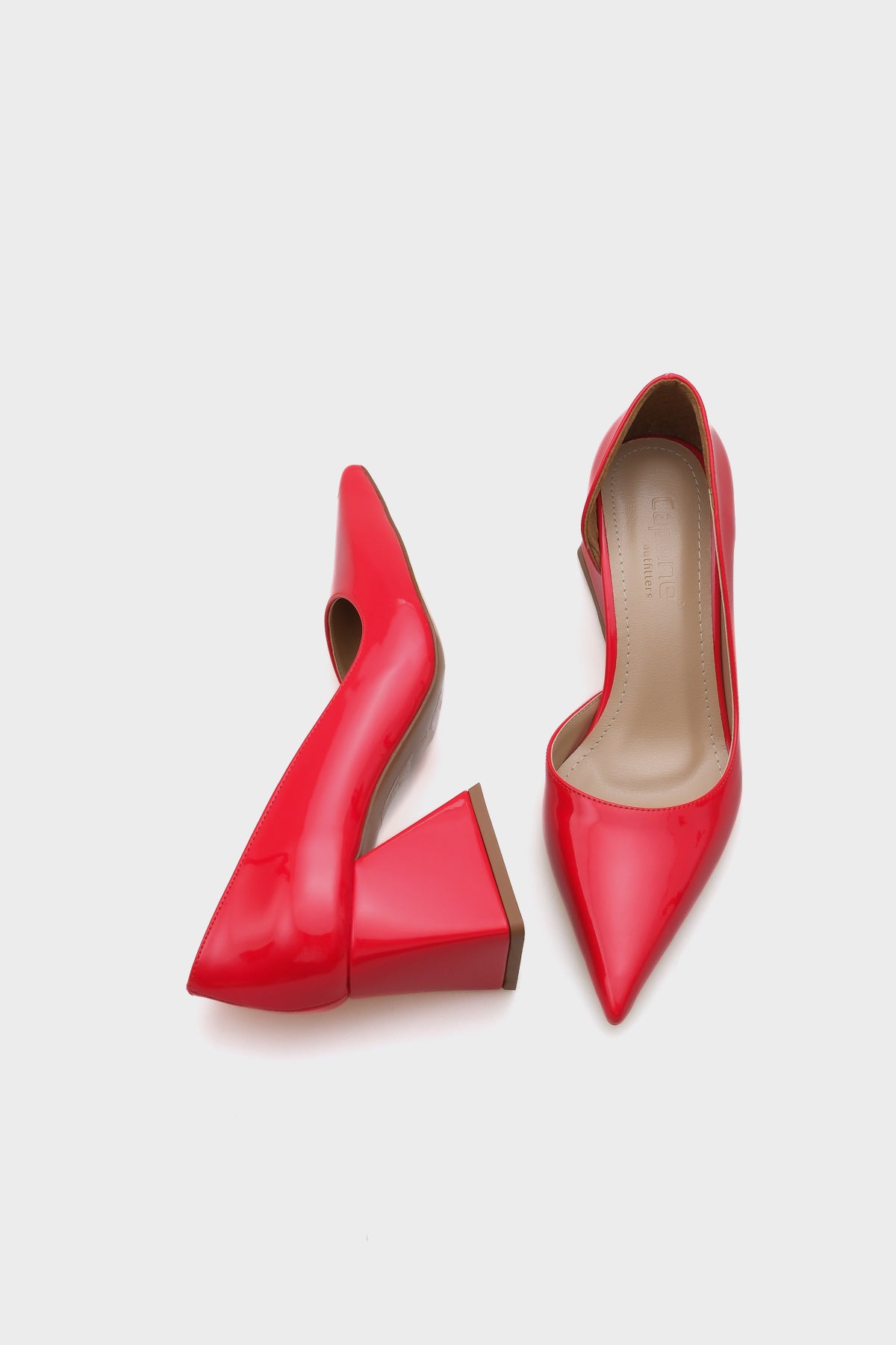 Romy Sivri Burunlu Orta Topuklu Kadın Ayakkabı
