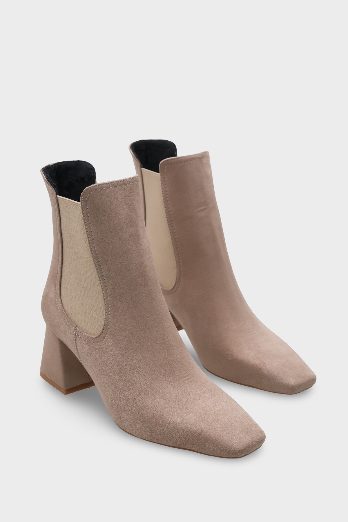 Ronny Sivri Burunlu Yandan Lastikli Kadın Bot