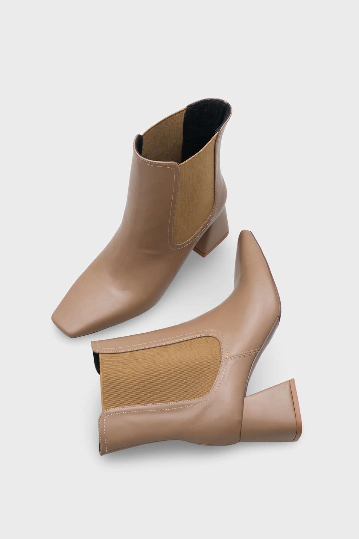 Ronny Sivri Burunlu Yandan Lastikli Kadın Bot