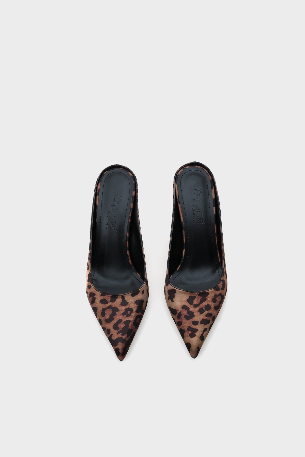 Lynda Sivri Burnu Kapalı Saten Kadın Terlik