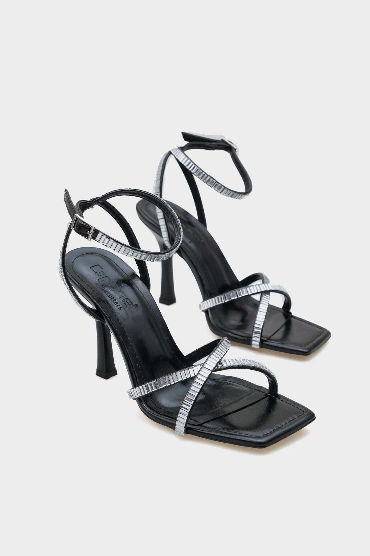 Dafna Küt Burunlu Topuklu Bilekten Bantlı Taşlı Kadın Sandalet