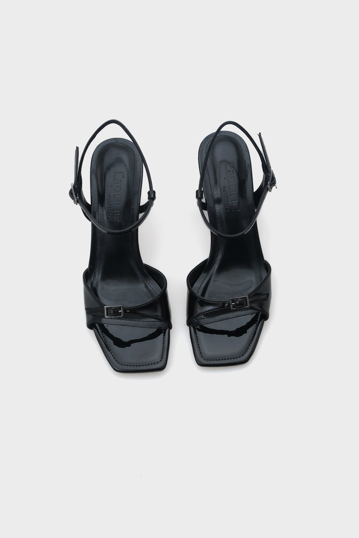 Dale Orta Topuklu Bilekten Bantlı Tokalı Kadın Sandalet