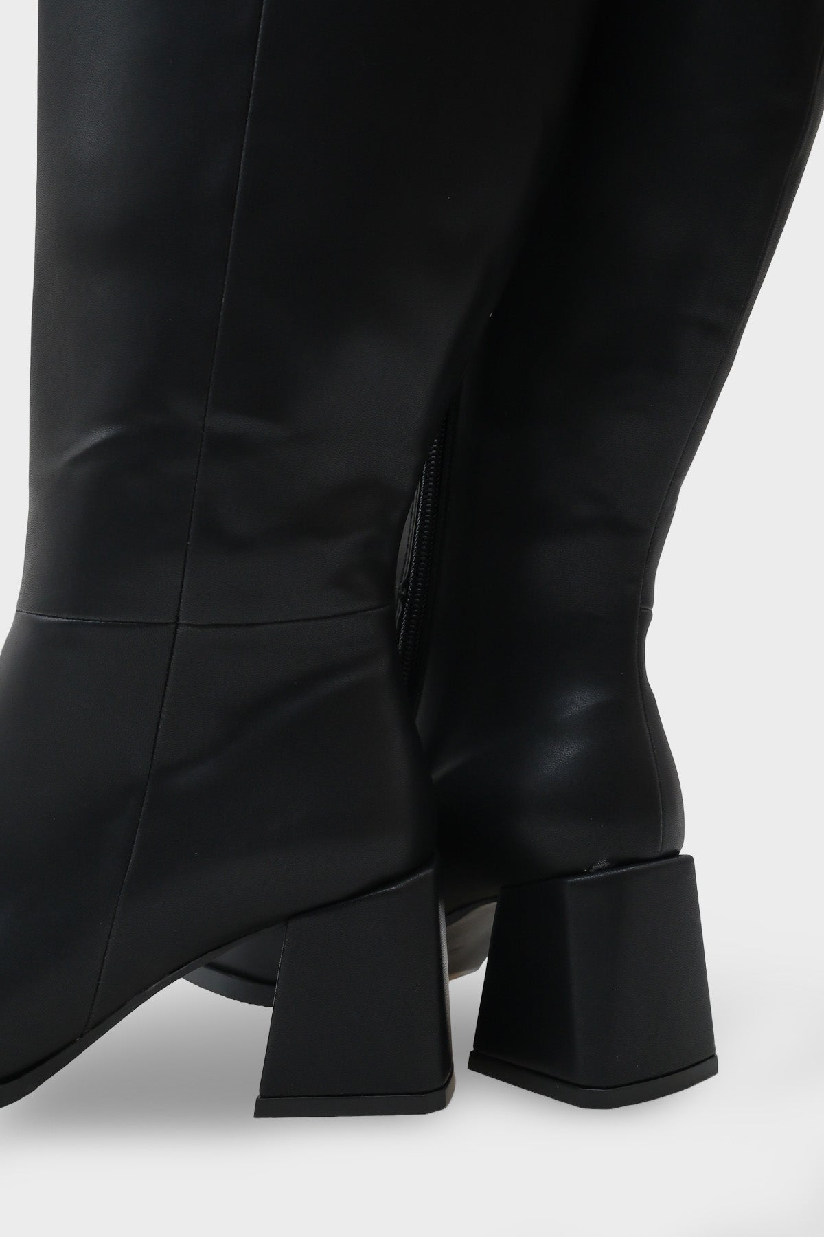 Merilyn Küt Burunlu Kalın Orta Topuklu Fermuarlı Uzun Kadın Çizme