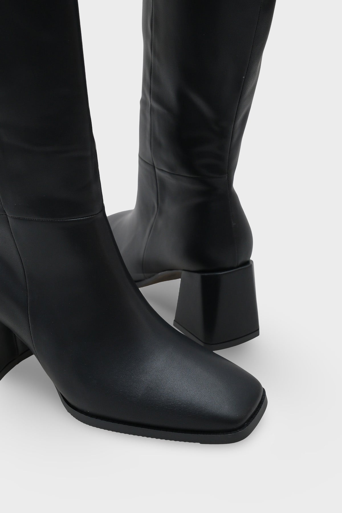 Merilyn Küt Burunlu Kalın Orta Topuklu Fermuarlı Uzun Kadın Çizme