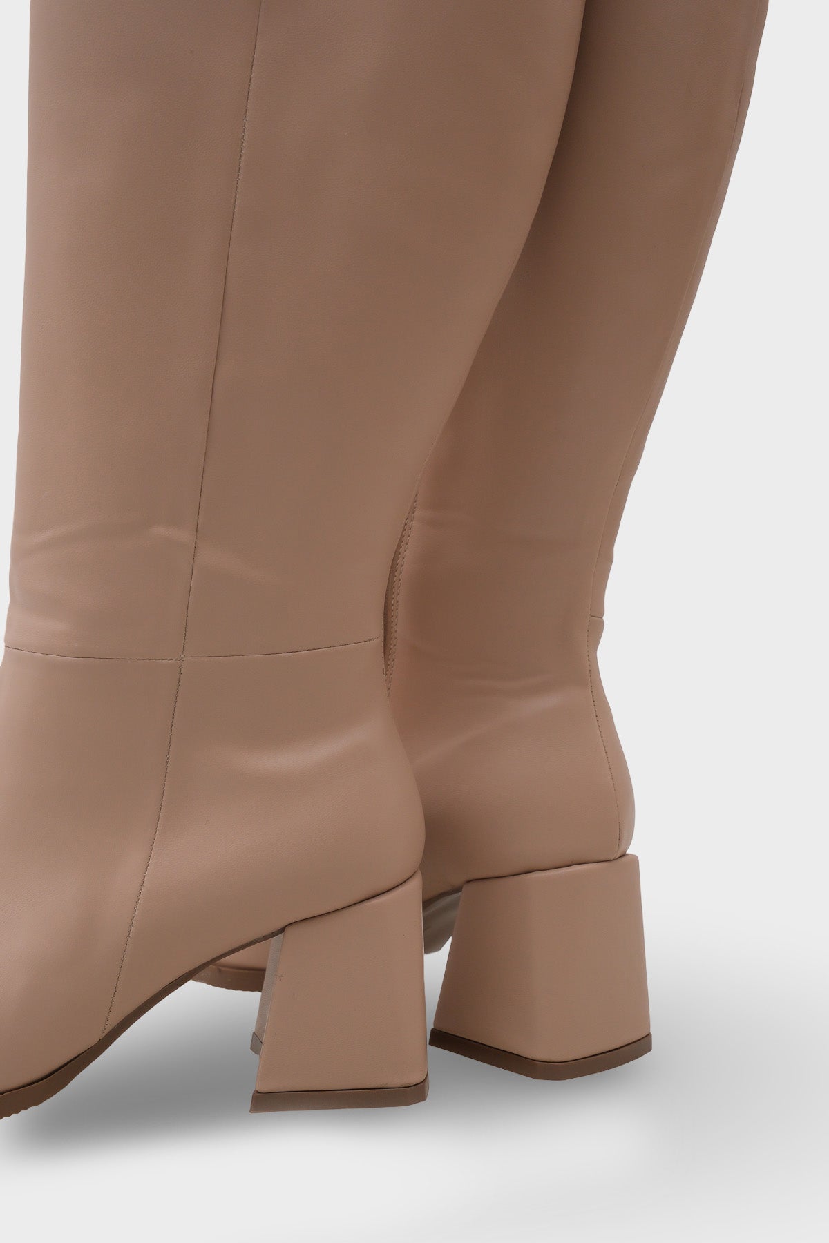 Merilyn Küt Burunlu Kalın Orta Topuklu Fermuarlı Uzun Kadın Çizme