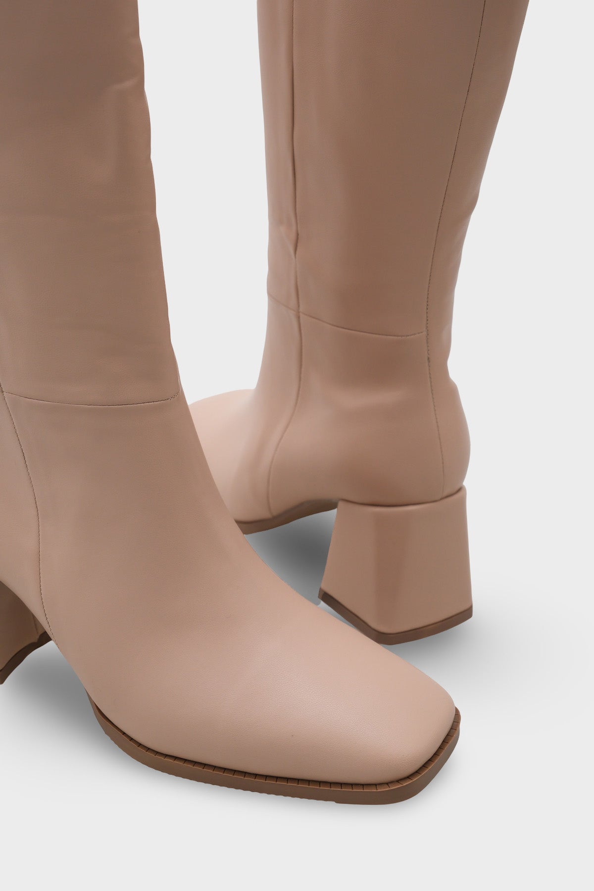 Merilyn Küt Burunlu Kalın Orta Topuklu Fermuarlı Uzun Kadın Çizme