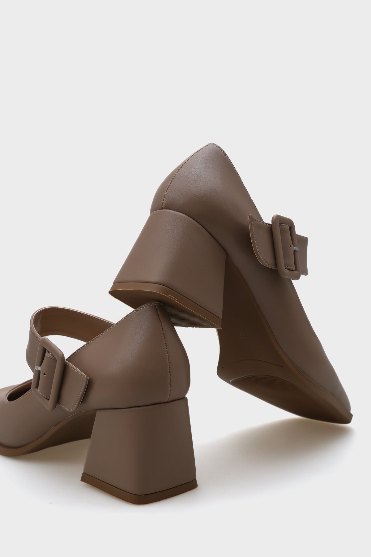 Cilt Küt Burunlu Mary Jane Orta Topuklu Kadın Ayakkabı