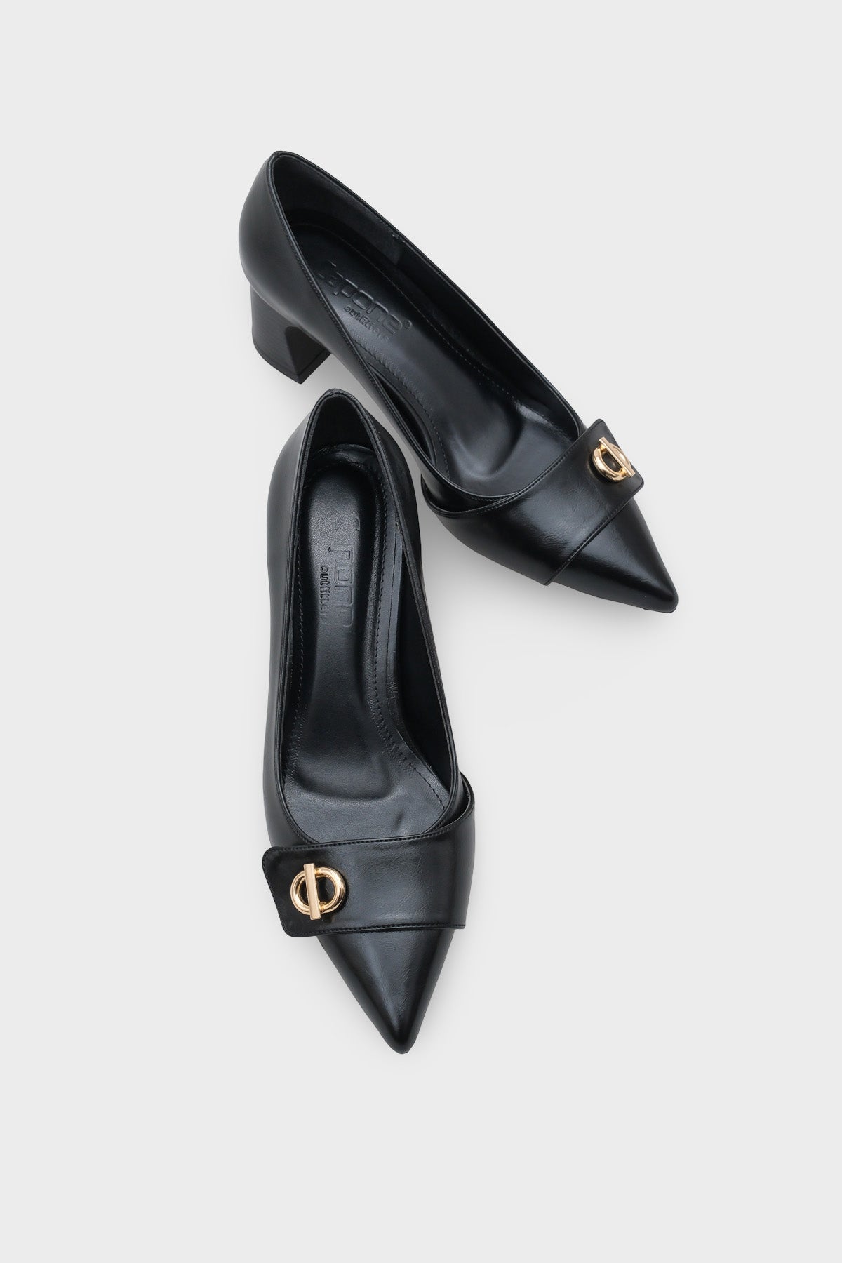 April Ahşap Orta Boy Topuklu Metal Tokalı Sivri Burunlu Kadın Ayakkabı