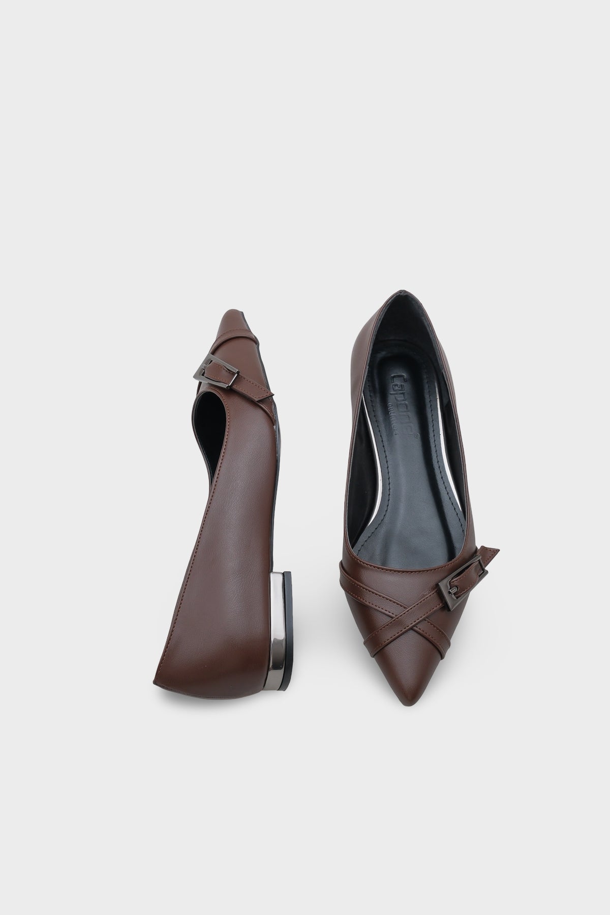 Karry Sivri Burunlu Kısa Topuklu Metal Aksesuarlı Kadın Babet