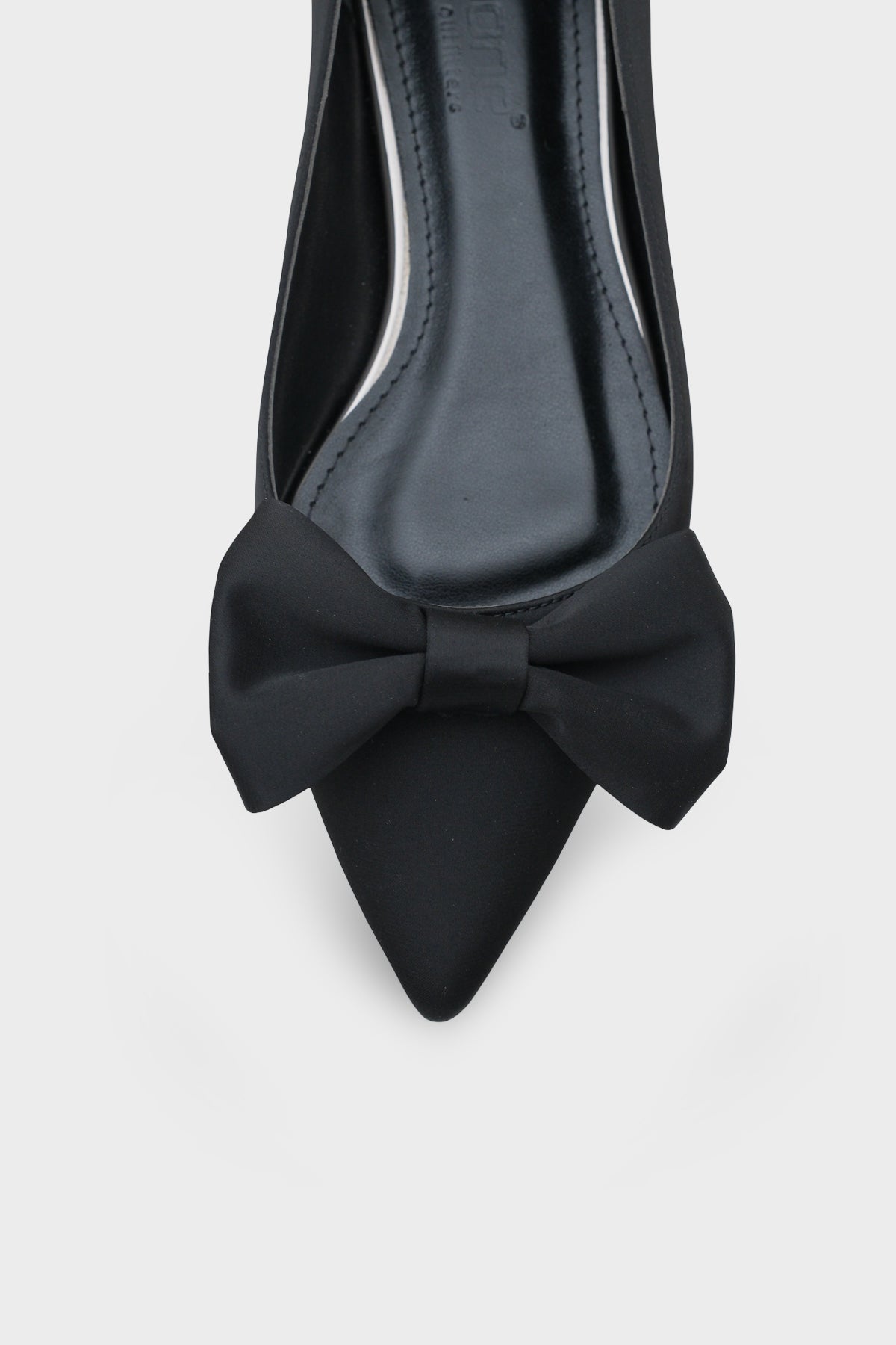 Zelma Sivri Burunlu Kısa Topuklu Fiyonklu Saten Kadın Babet