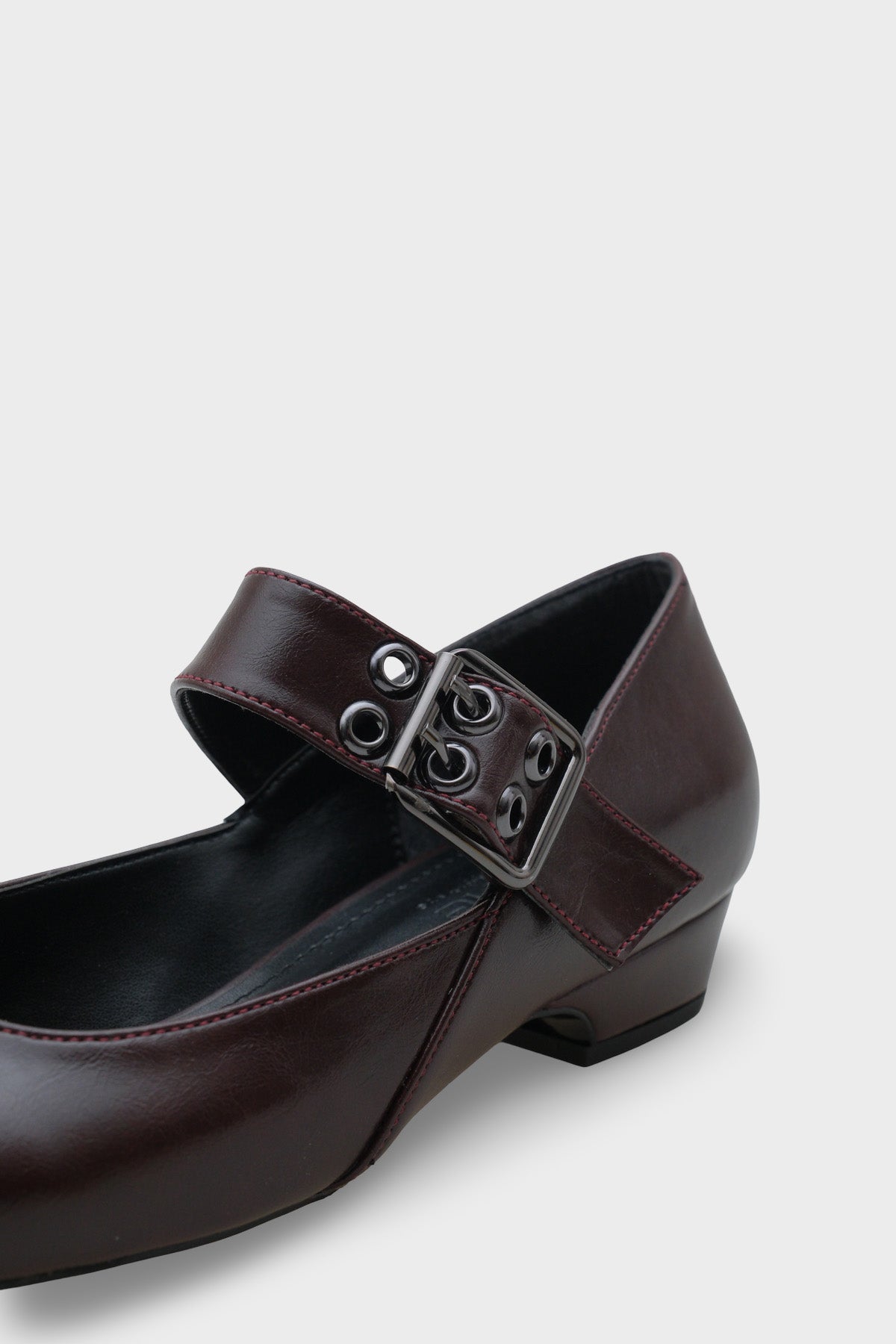 Darell Kısa Topuklu Küt Burunlu Bantlı Mary Jane Kadın Ayakkabı