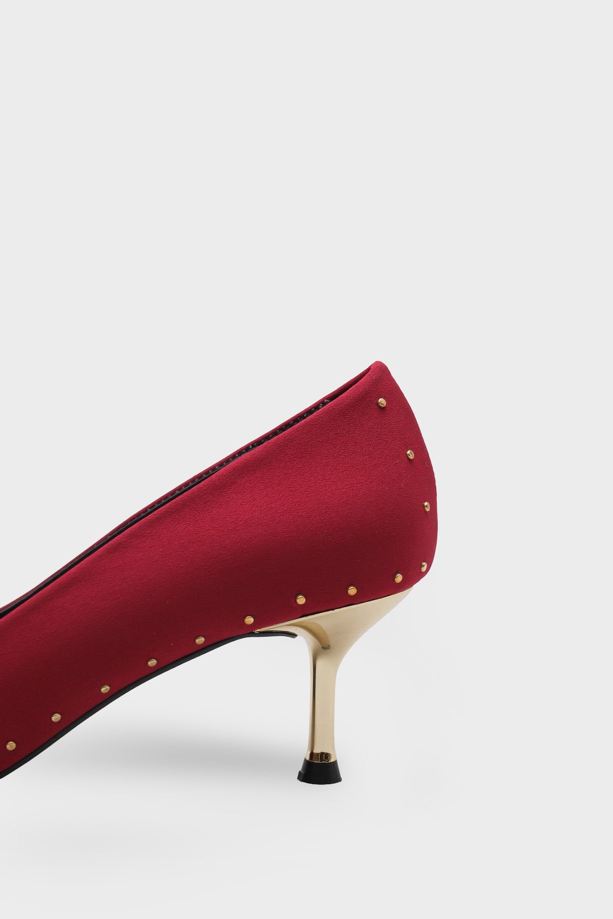 Anny Sivri Burunlu Metal Aksesuarlı Metal Topuklu Stiletto