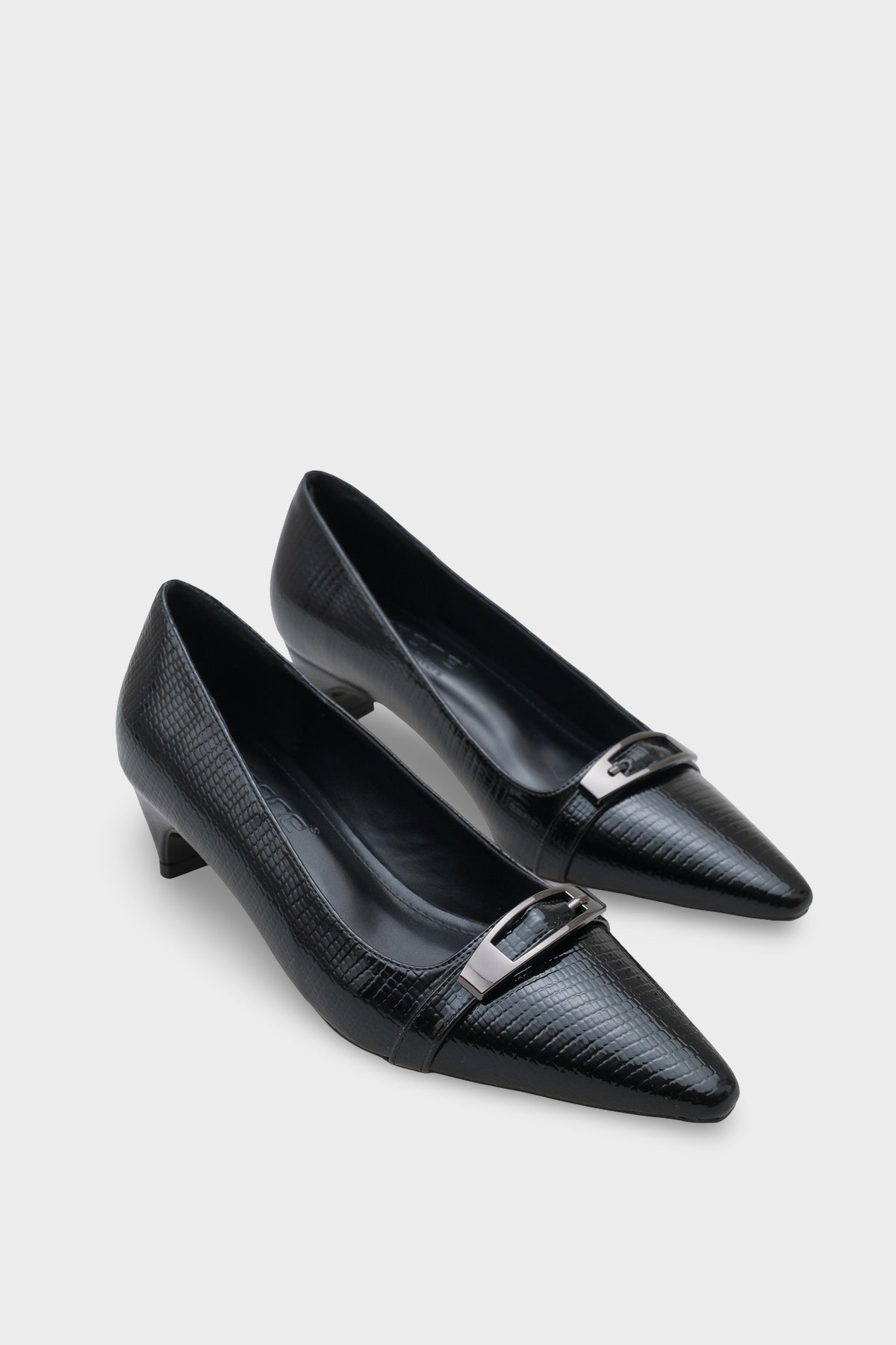 Jodi Metal Aksesuarlı Kısa Topuklu Kadın Ayakkabı