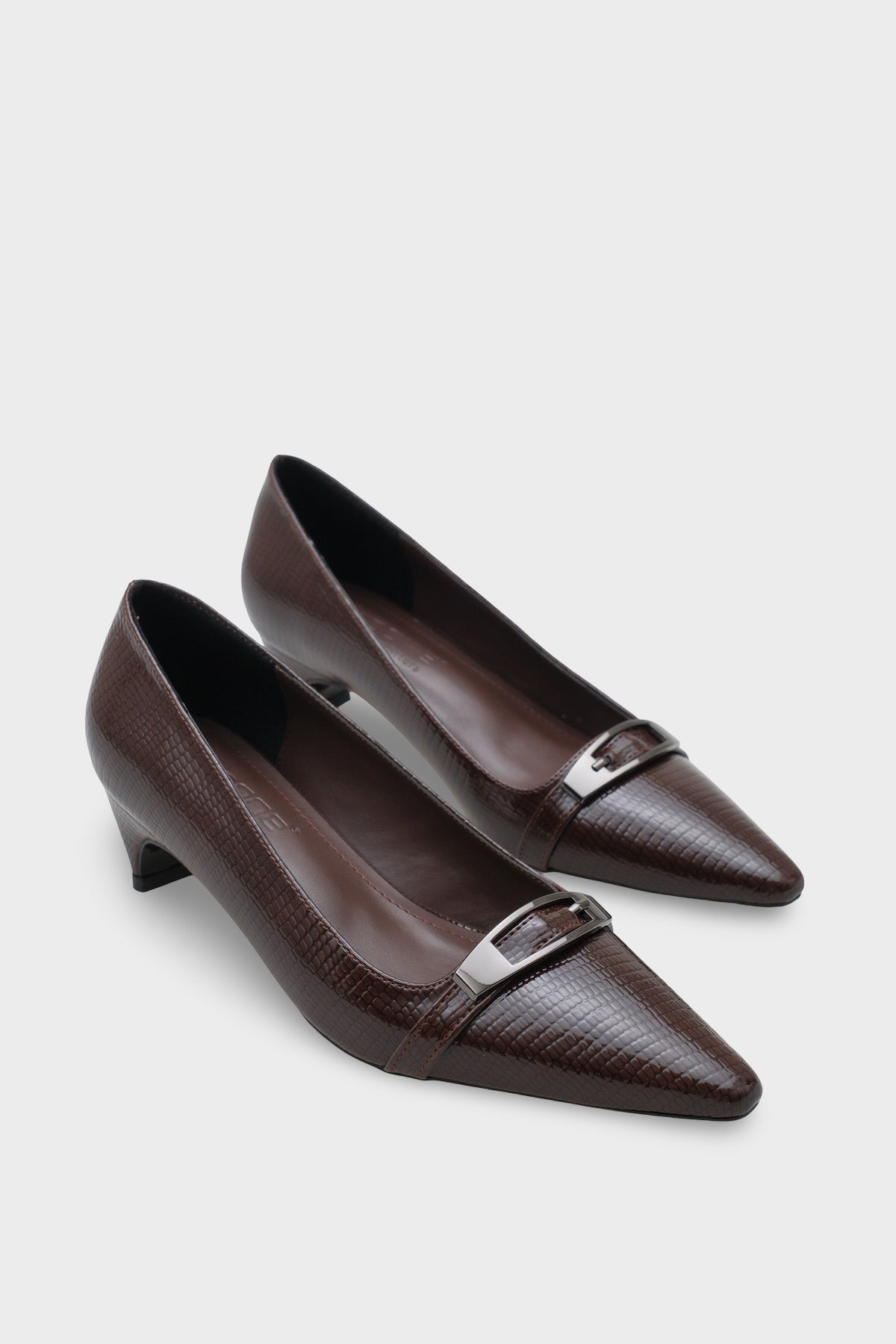 Jodi Metal Aksesuarlı Kısa Topuklu Kadın Ayakkabı