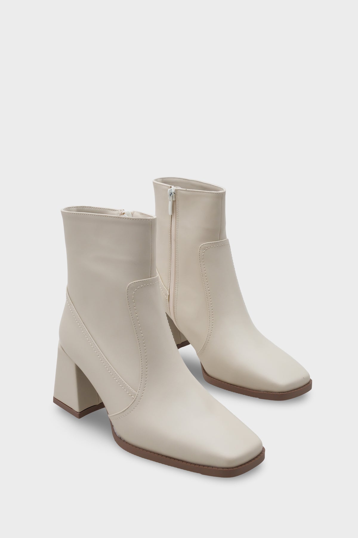 Anjela Küt Burunlu Yandan Fermuarlı Kadın Bot