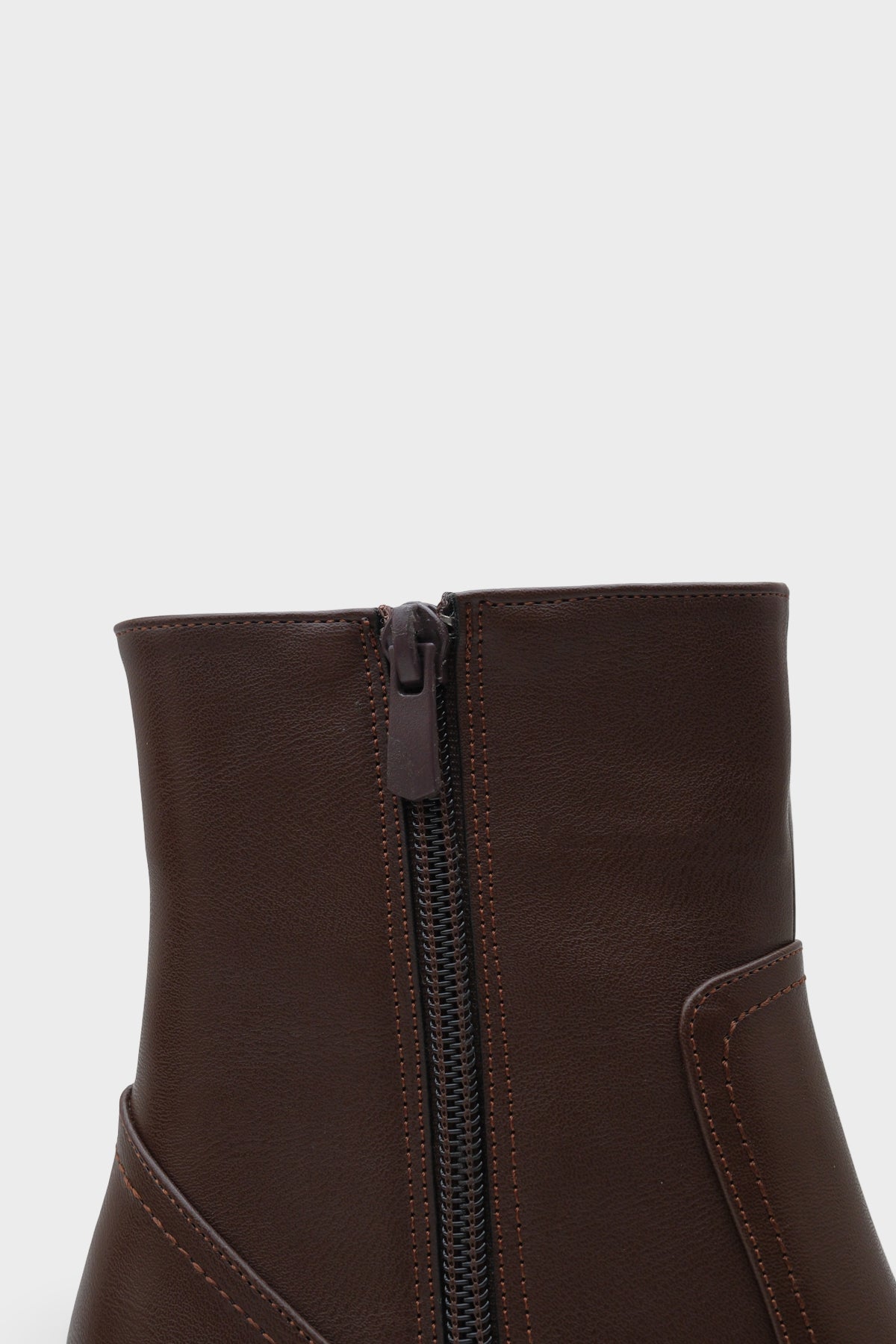 Anjela Küt Burunlu Yandan Fermuarlı Kadın Bot