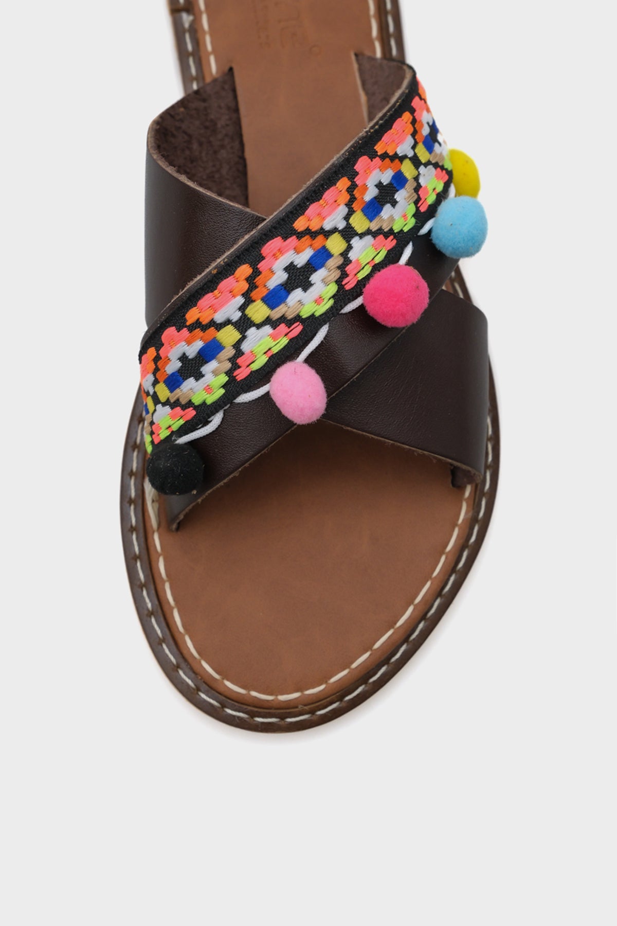 Mada 8084 Hakiki Deri Ponponlu Kadın Terlik