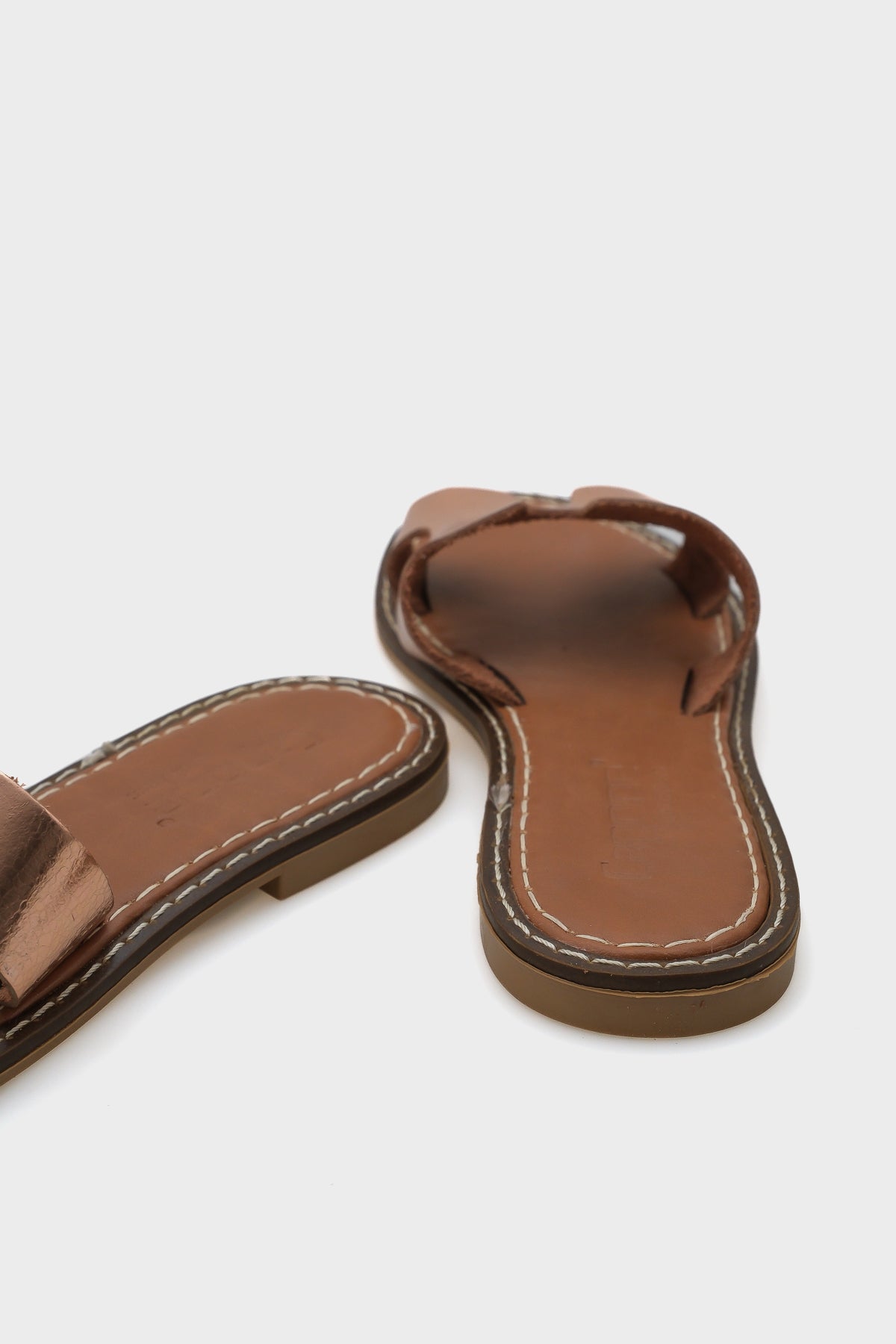 Madelin H Bantlı Kadın Deri Terlik