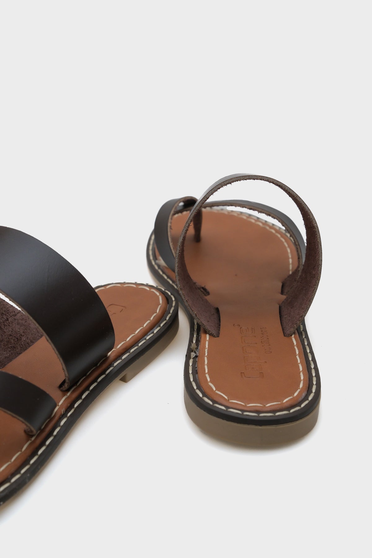 Mag Tek Bant Parmak Arası Deri Kadın Terlik