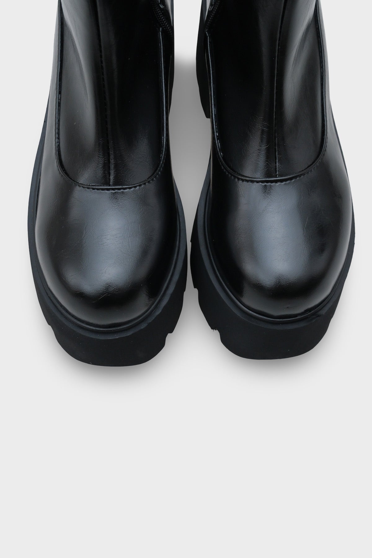 Viviana Trak Tabanlı Kadın Bot