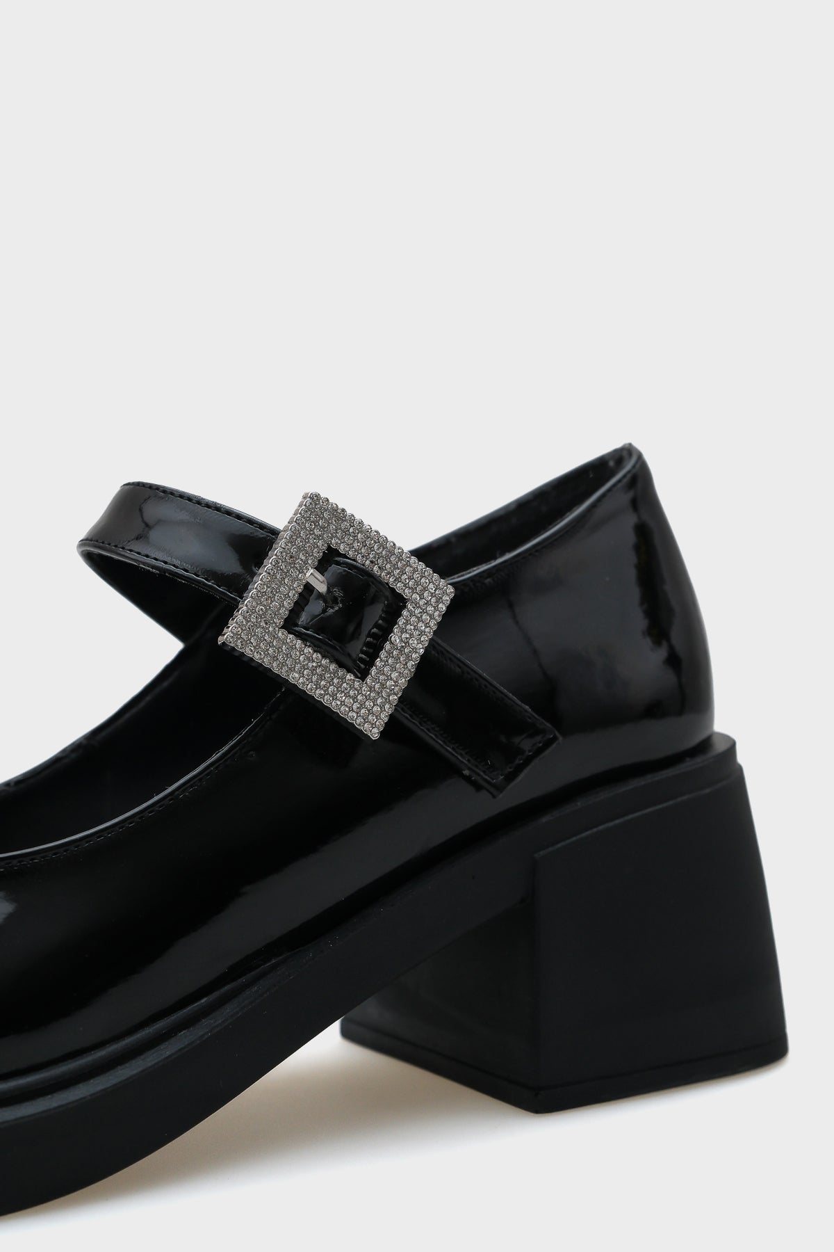 Taşlı Tokalı Mary Jane Kadın Ayakkabı