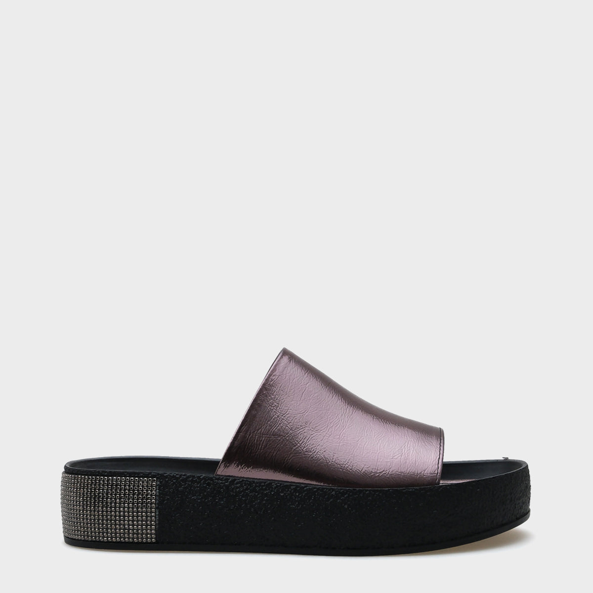 Marci Tek Geniş Bantlı Taşlı Detaylı Dolgu Topuk Metalik Kadın Terlik