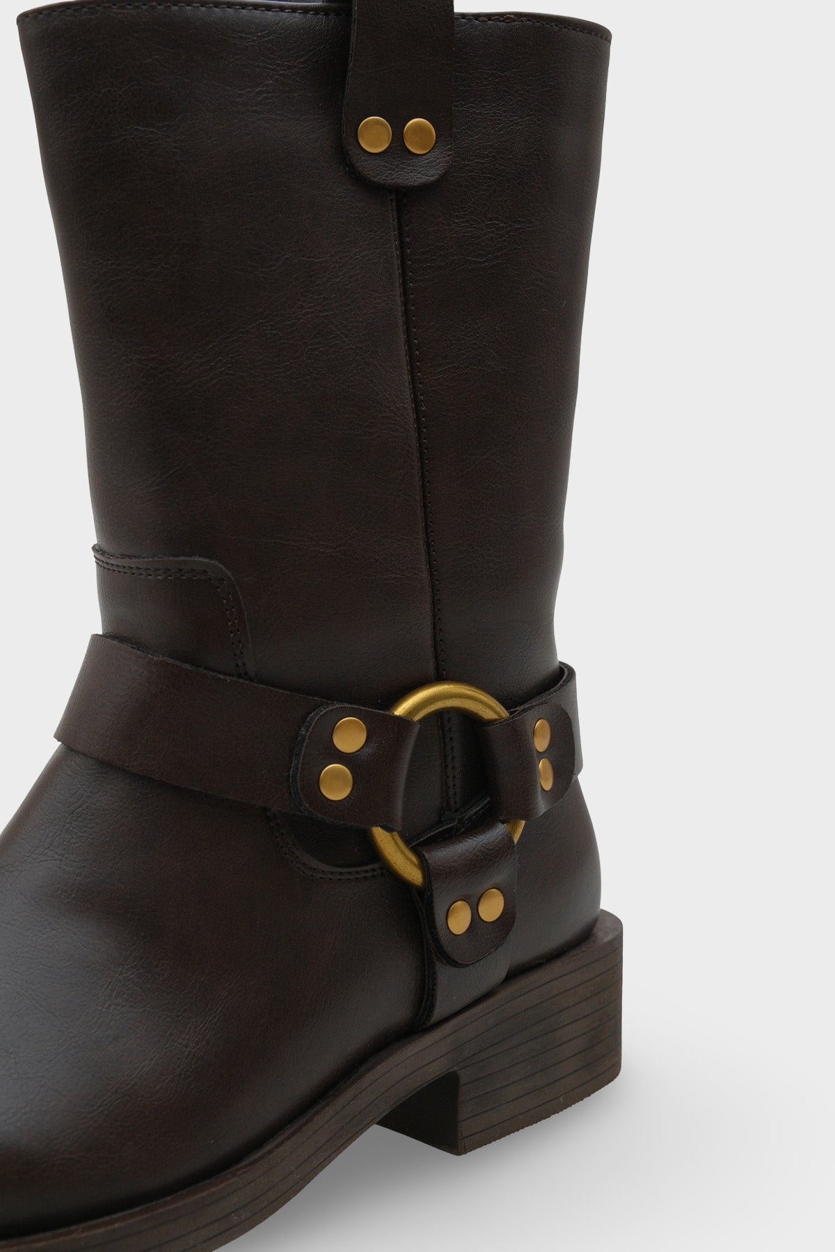 Leslie Metal Aksesuarlı Motorcu Bot