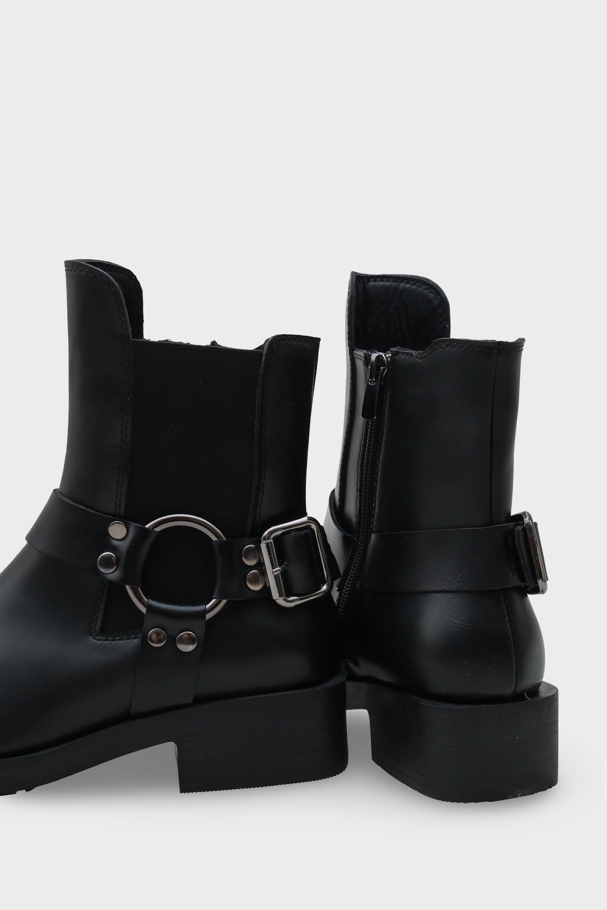 Lianne Metal Aksesuarlı Lastikli Motorcu Bot