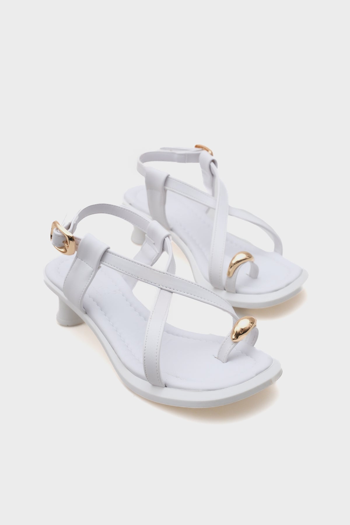 Vally Orta Topuklu Parmak Arası Kadın Sandalet