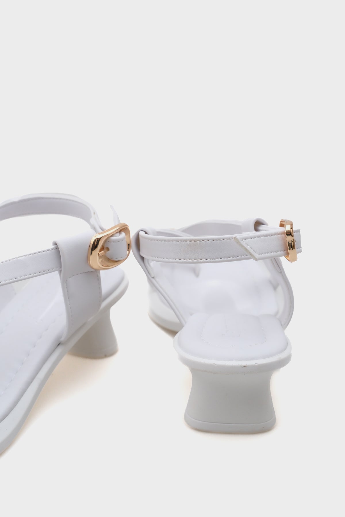 Vally Orta Topuklu Parmak Arası Kadın Sandalet