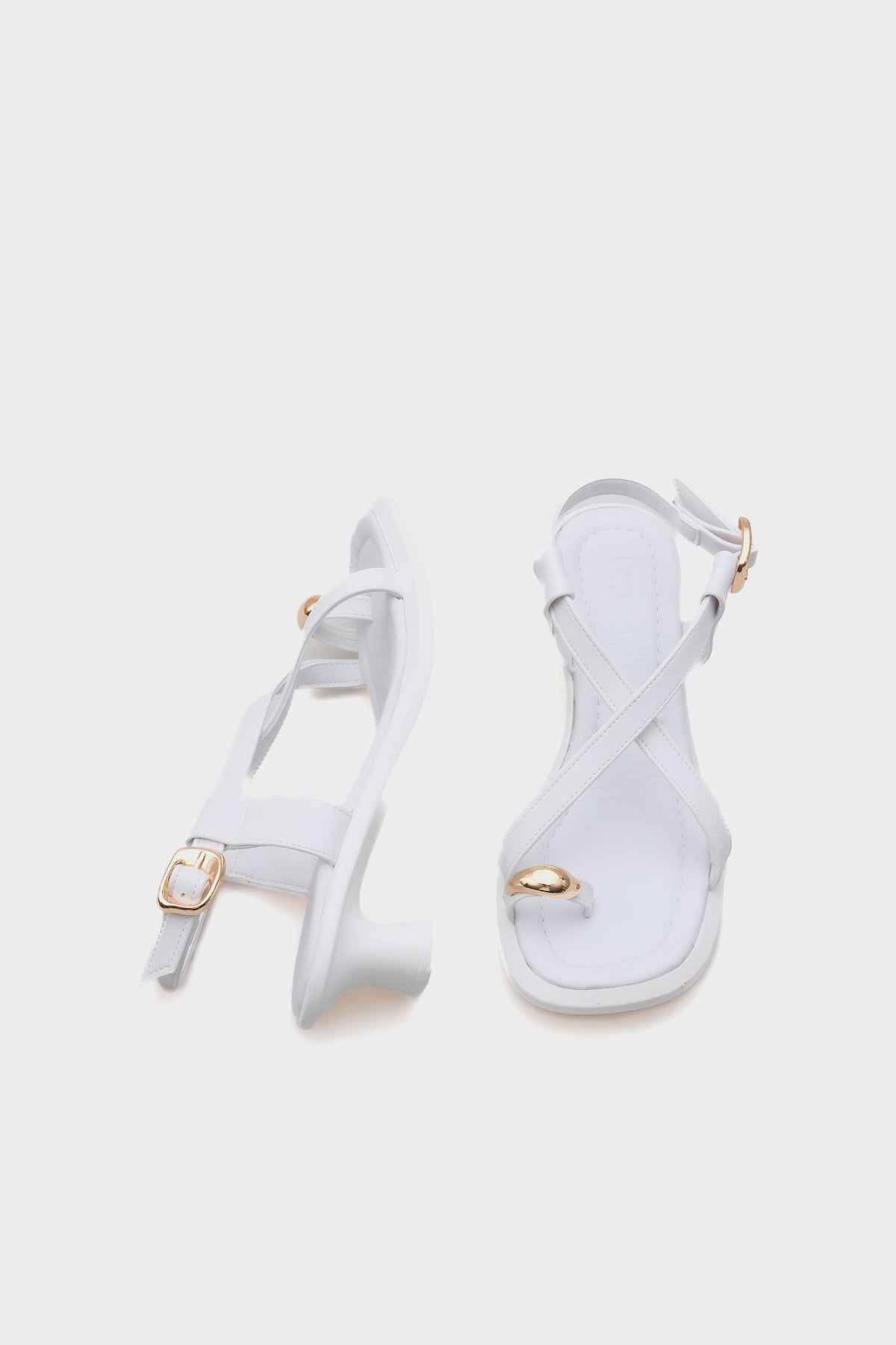 Vally Orta Topuklu Parmak Arası Kadın Sandalet