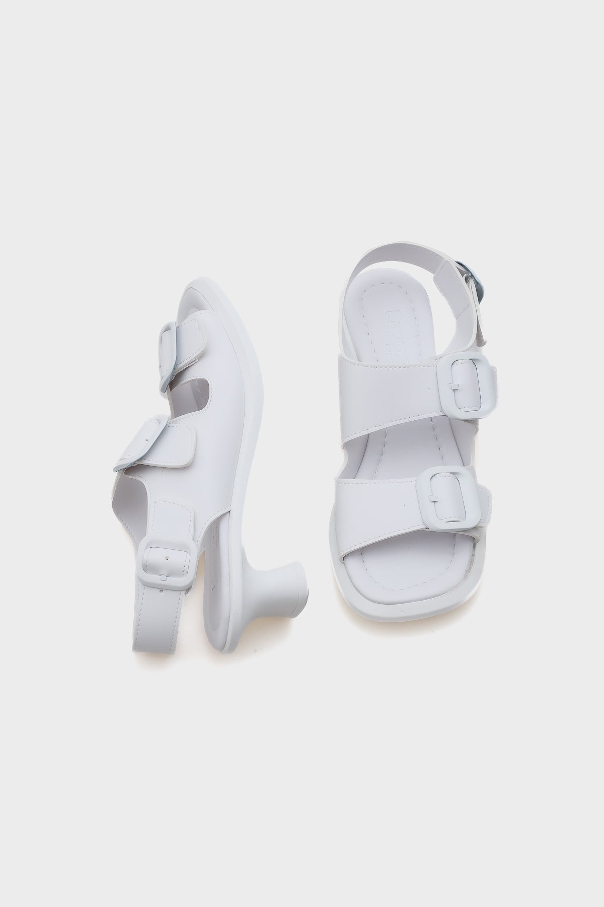 Dixie Orta Topuklu Çift Tokalı Kadın Sandalet