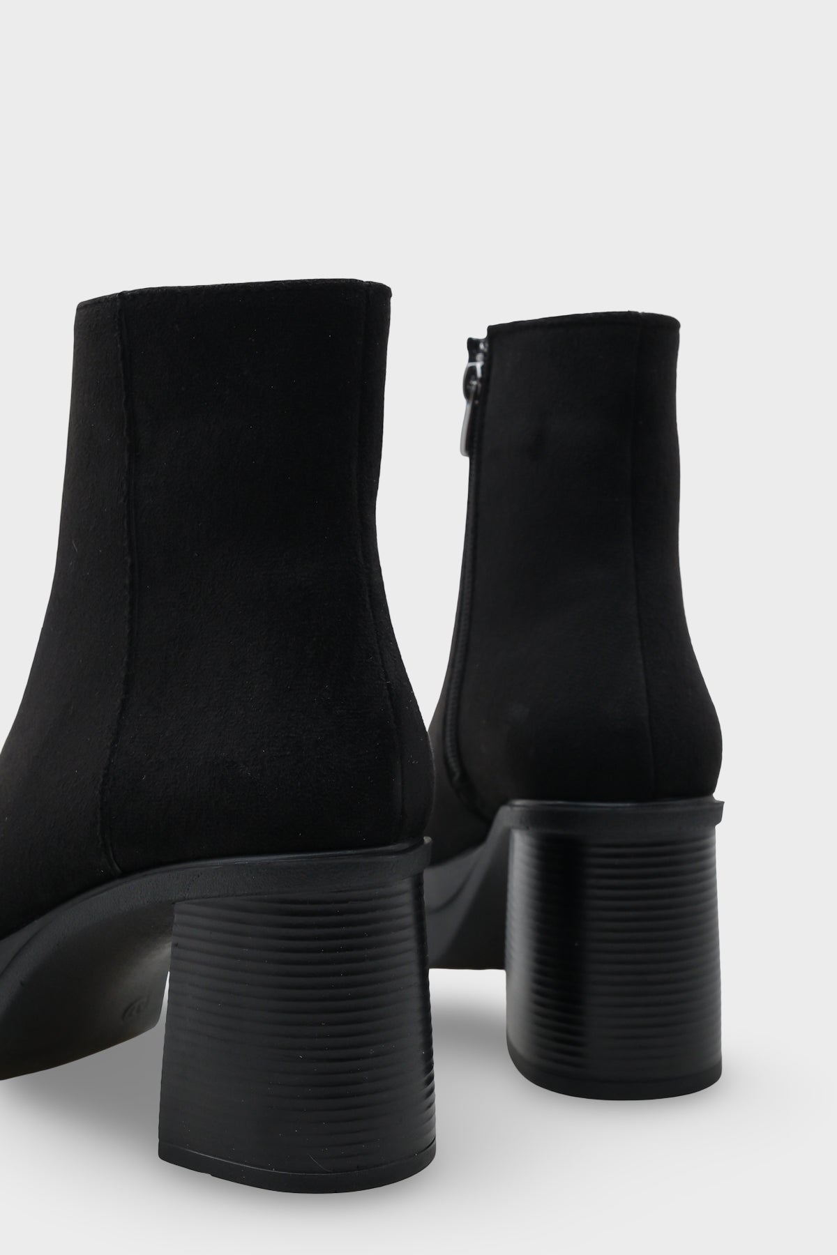 Sherry 1504 Yuvarlak Burunlu Yandan Fermuarlı Orta Topuklu Kadın Bot