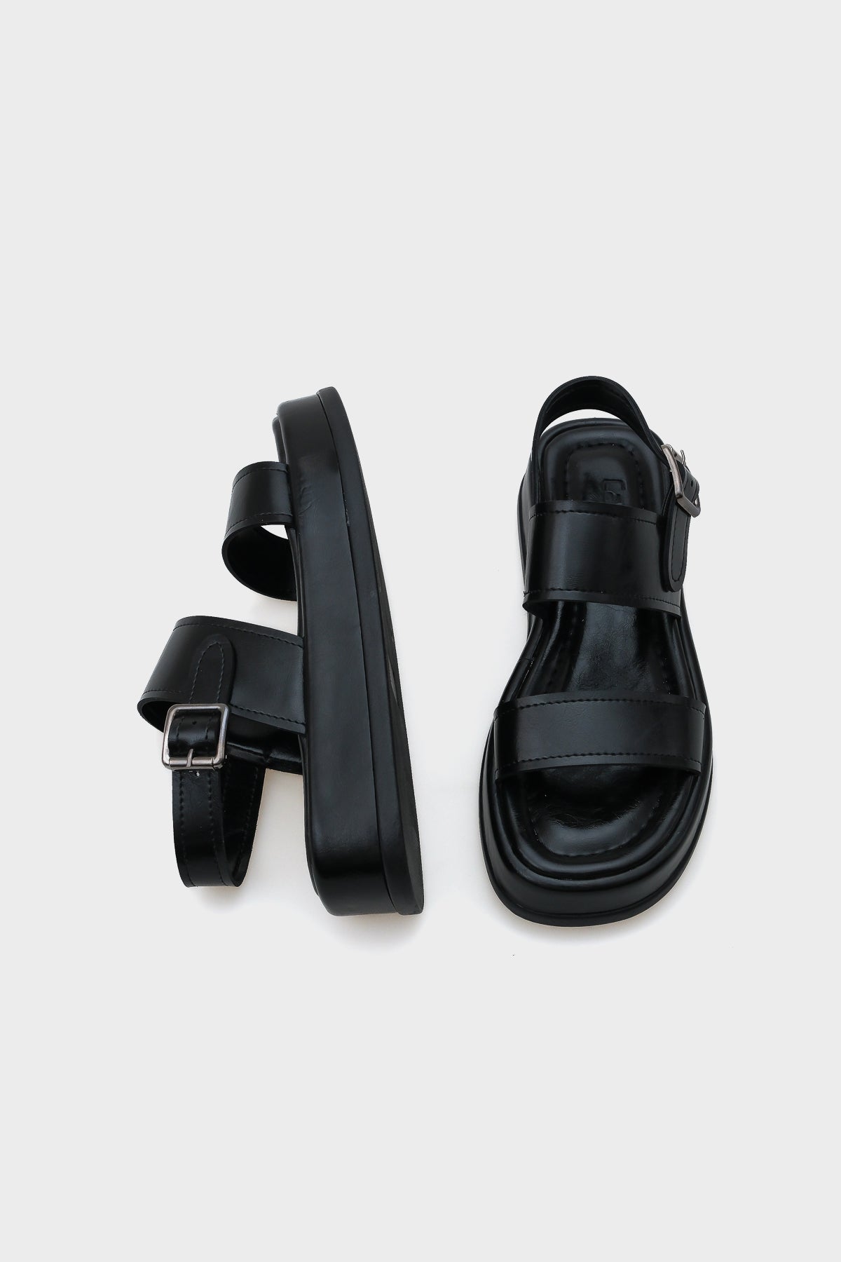 Marris Tek Bantlı Dolgu Topuklu Konfor Kadın Sandalet