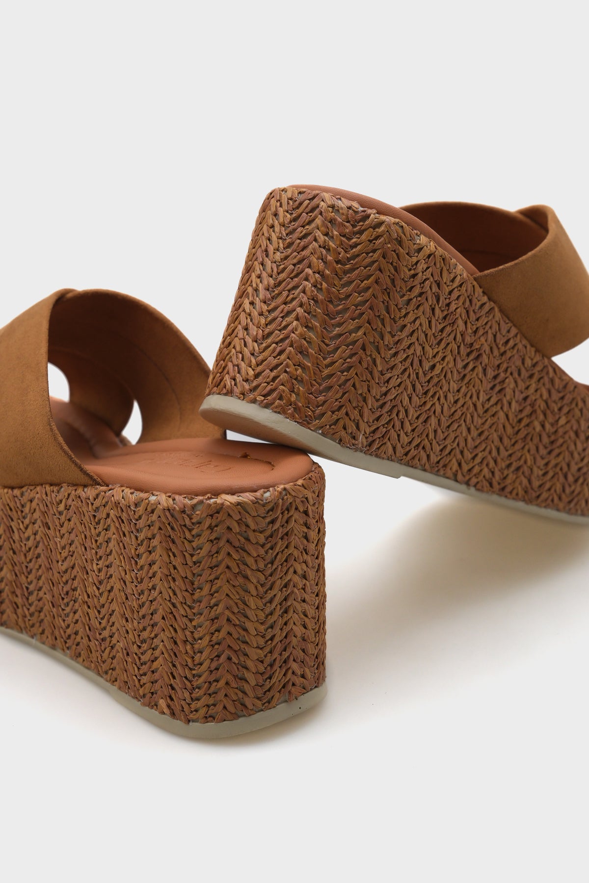 Vina Platform Çapraz Bantlı Kadın Terlik