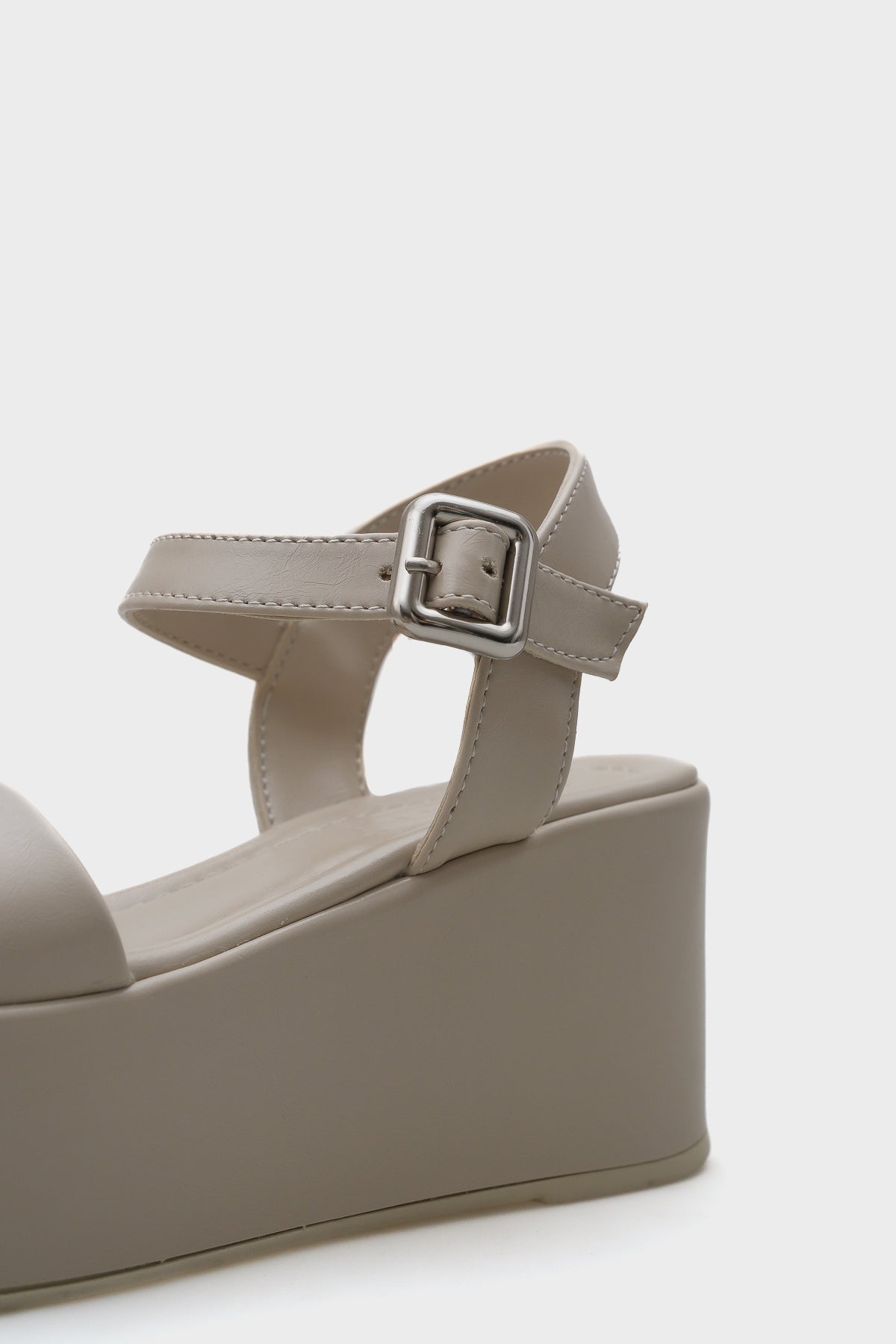 Donna Platform Tek Bantlı Kadın Sandalet