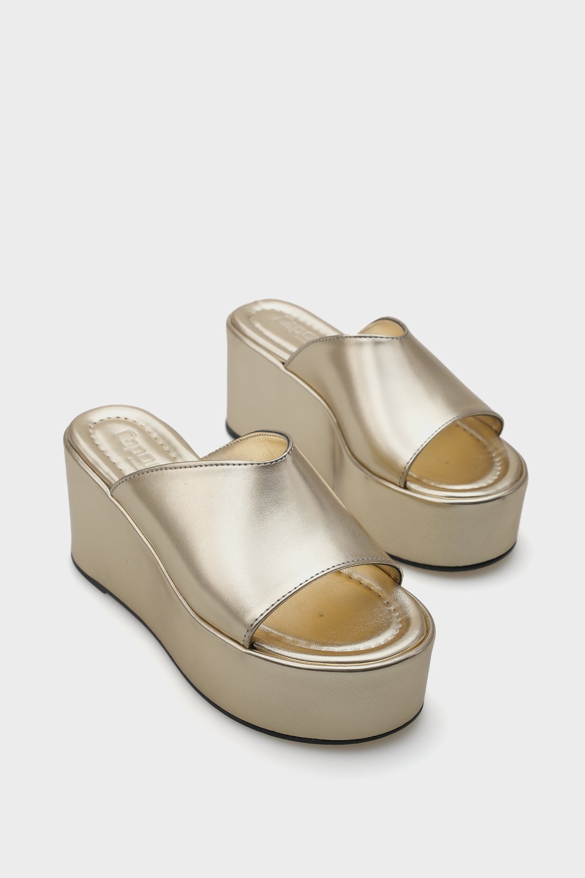 Marta Platform Metalik Tek Bantlı Kadın Terlik