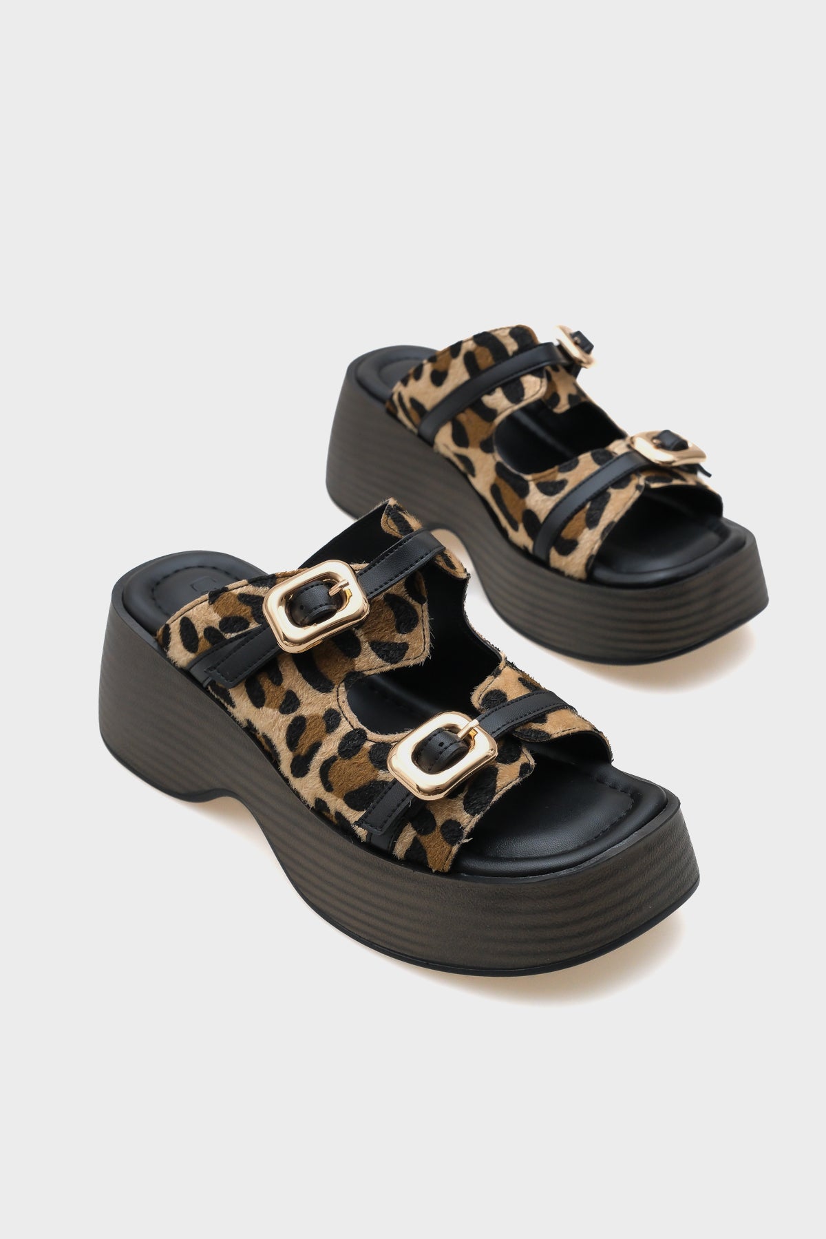 Masha Dolgu Topuklu Çift Tokalı Kadın Terlik