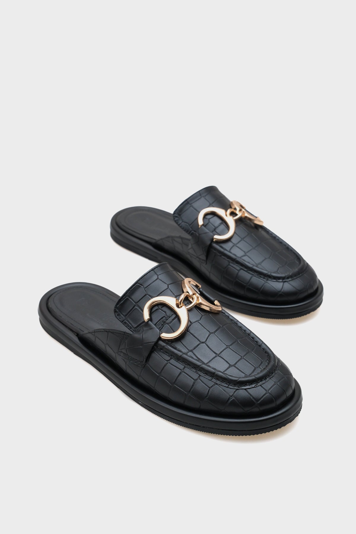 Meg Metal Tokalı Kapalı Kadın Terlik