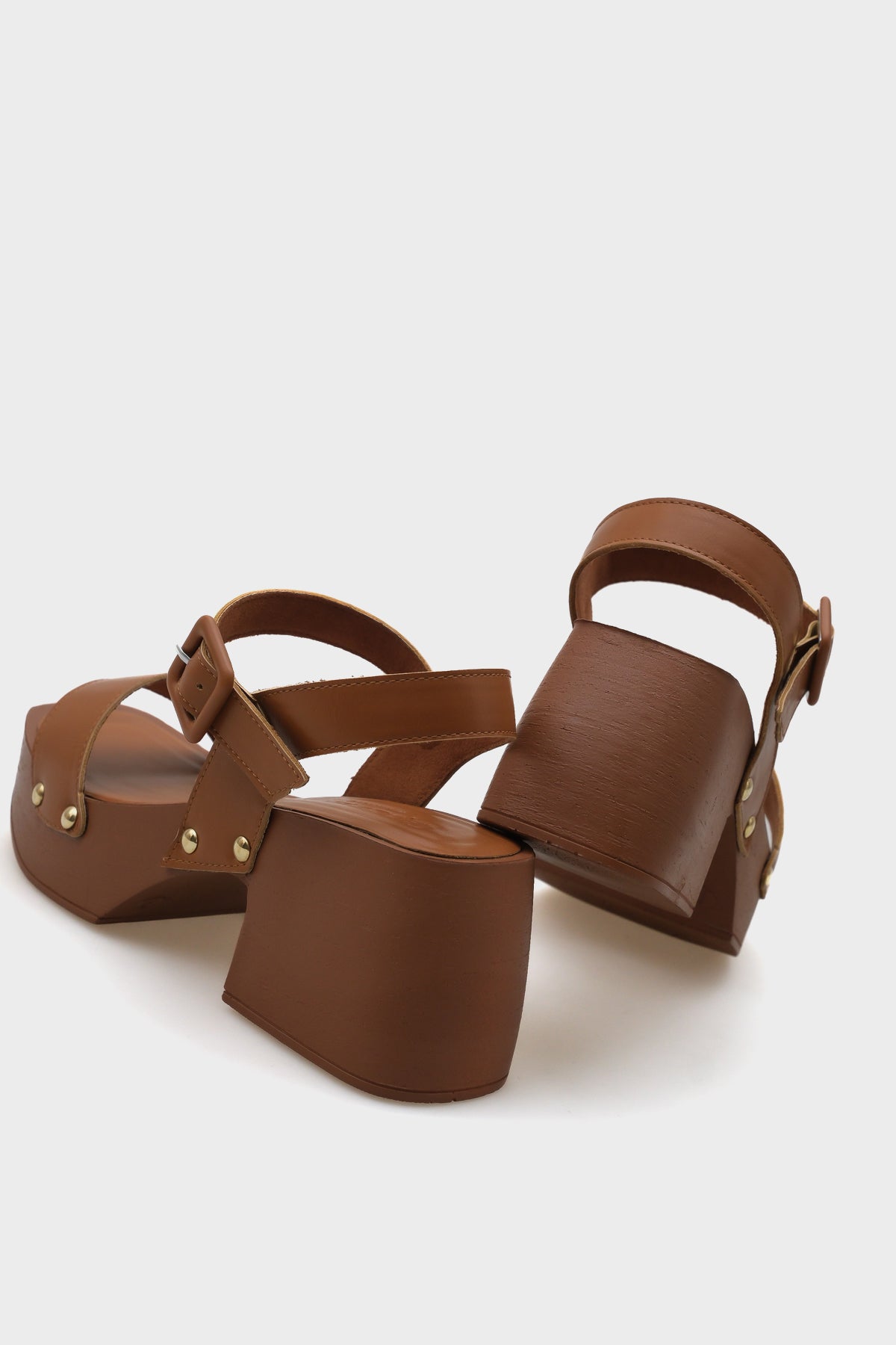 Dulce Küt Burunlu Tek Bant Platform Topuklu Kadın Sandalet