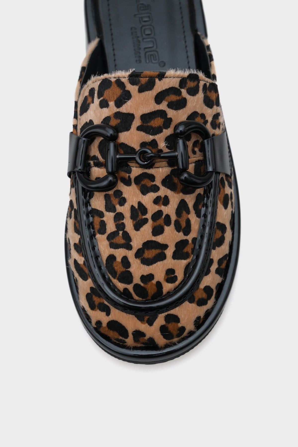 Mella Tokalı Burnu Kapalı İçi Tüylü Kadın Terlik