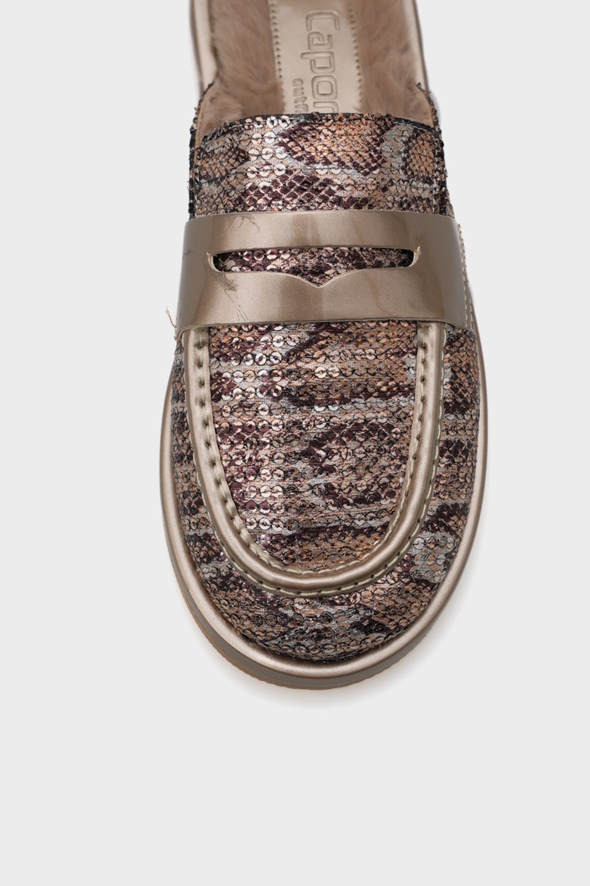 Melva Burnu Kapalı İçi Tüylü Kadın Terlik