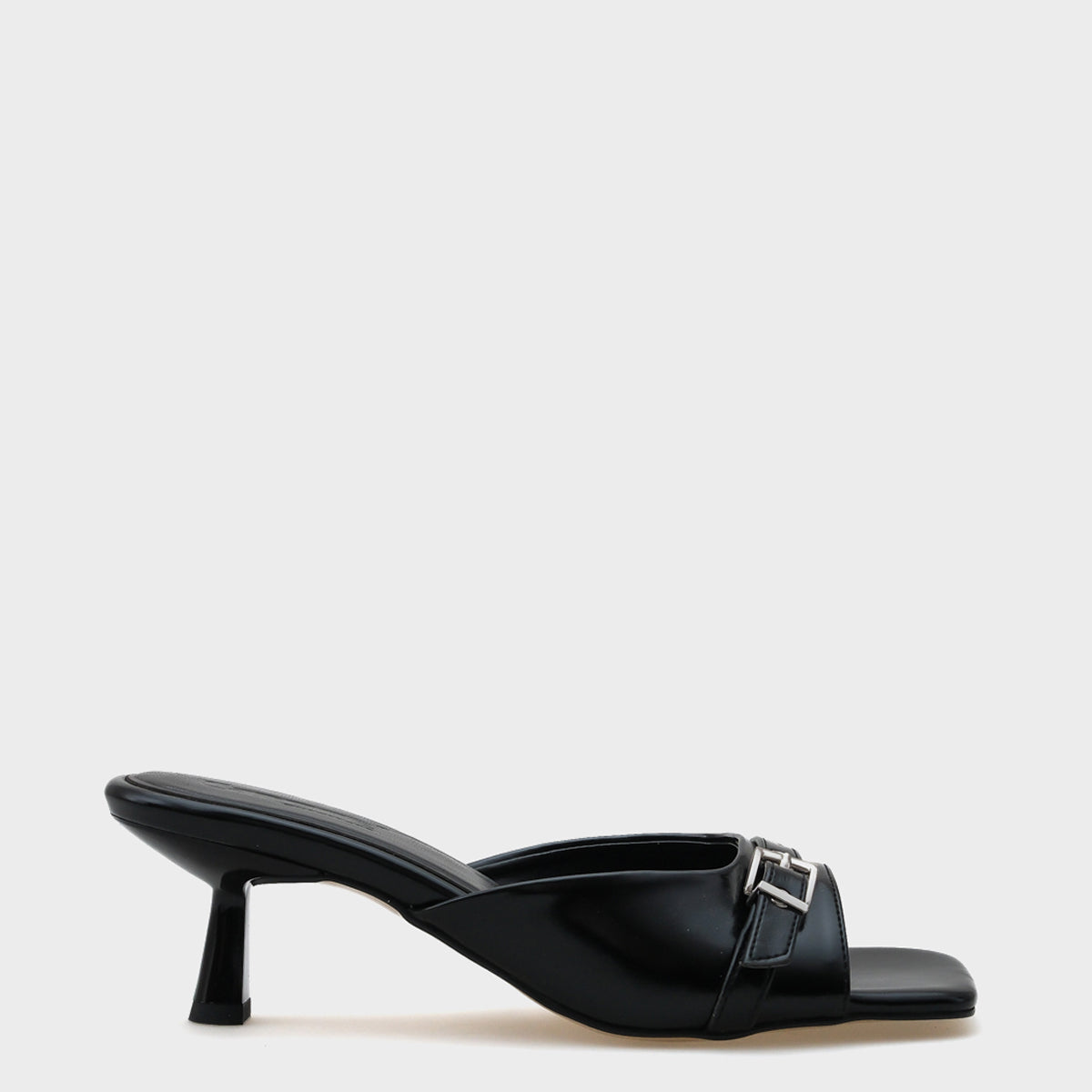 Millie Küt Burunlu Orta Topuklu Metal Tokalı Kadın Terlik