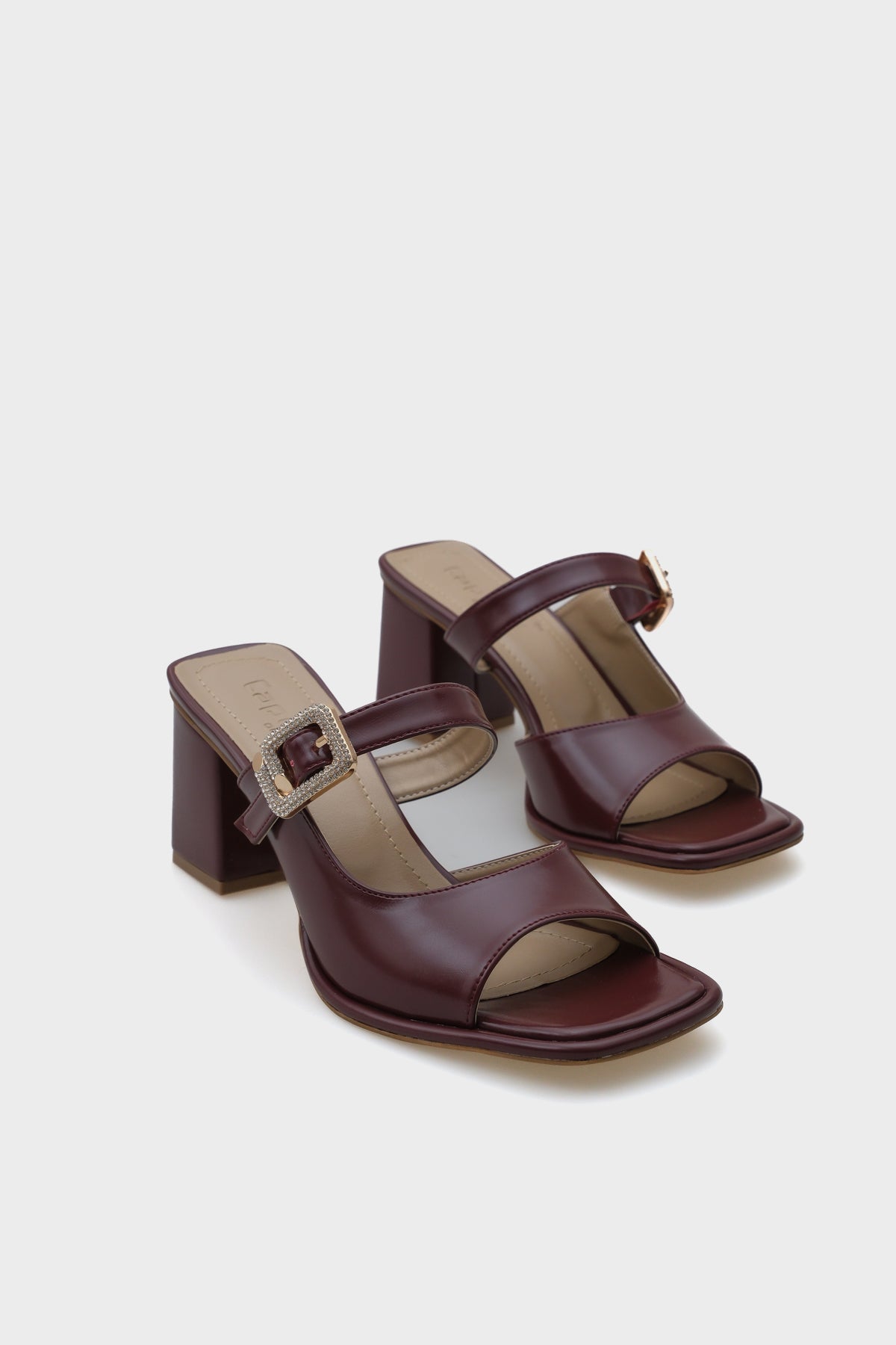 Monika Küt Burunlu Orta Topuklu Taşlı Tokalı Kadın Terlik