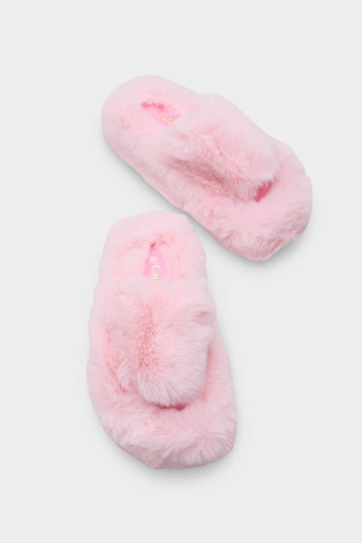 Nyssa Peluş Tüylü Kadın Ev Terliği