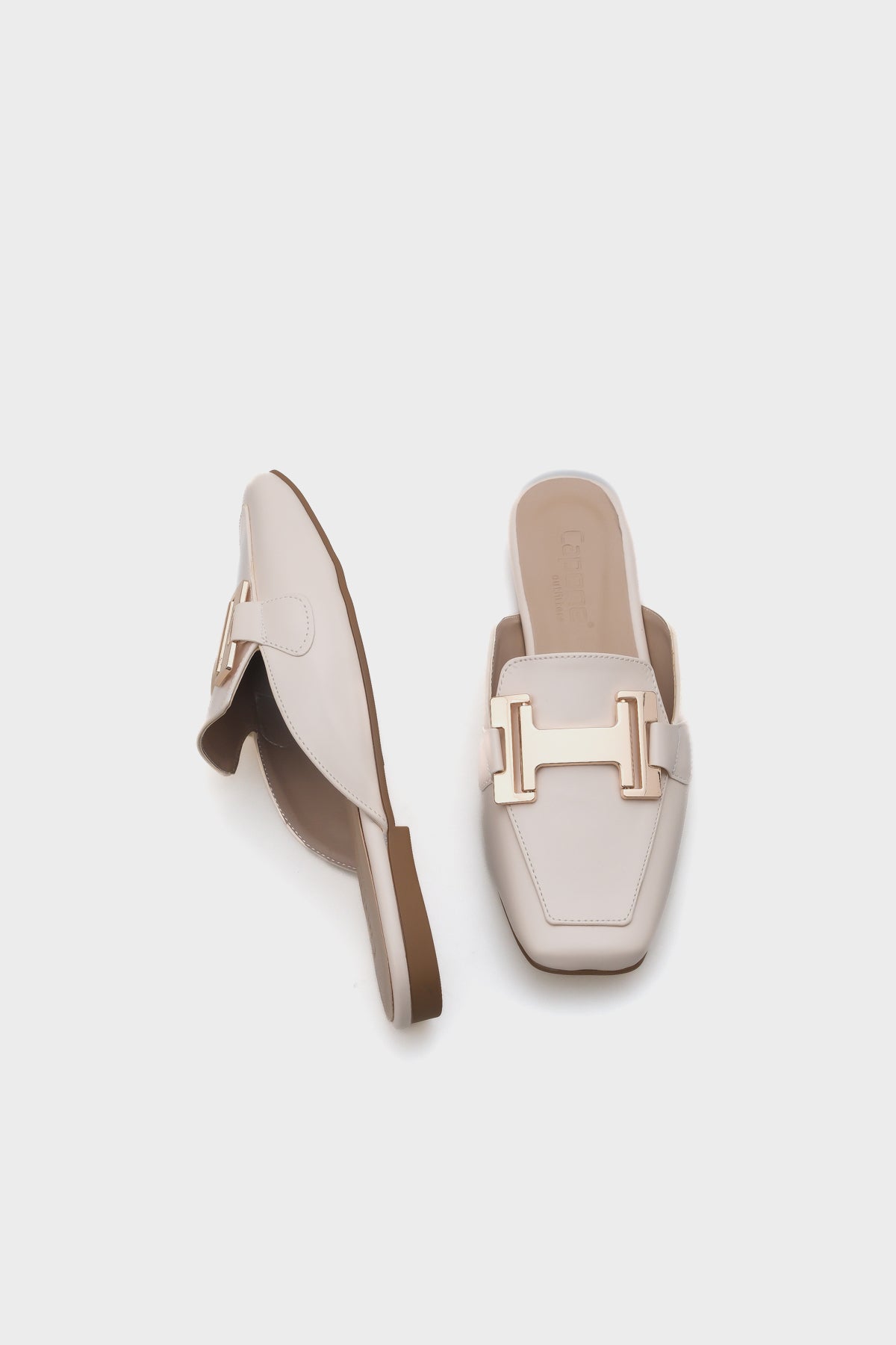 Nana Küt Burunlu Metal Aksesuarlı Kadın Terlik