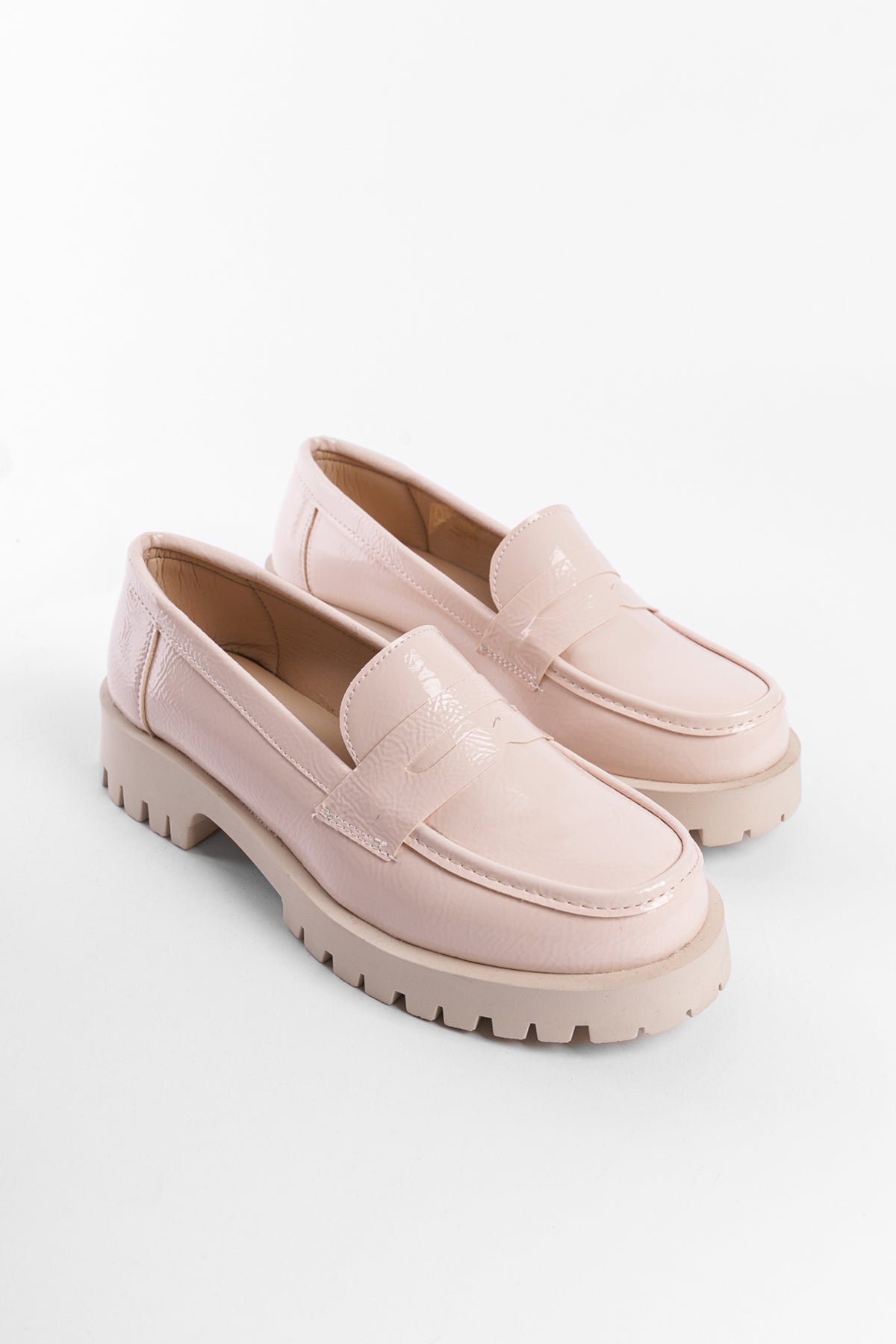 Trak Tabanlı Kadın Loafer