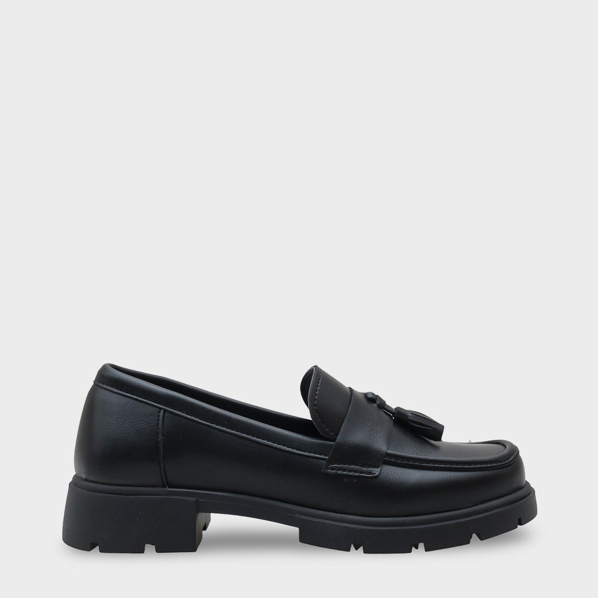Elga Trak Tabanlı Püsküllü Kadın Loafer